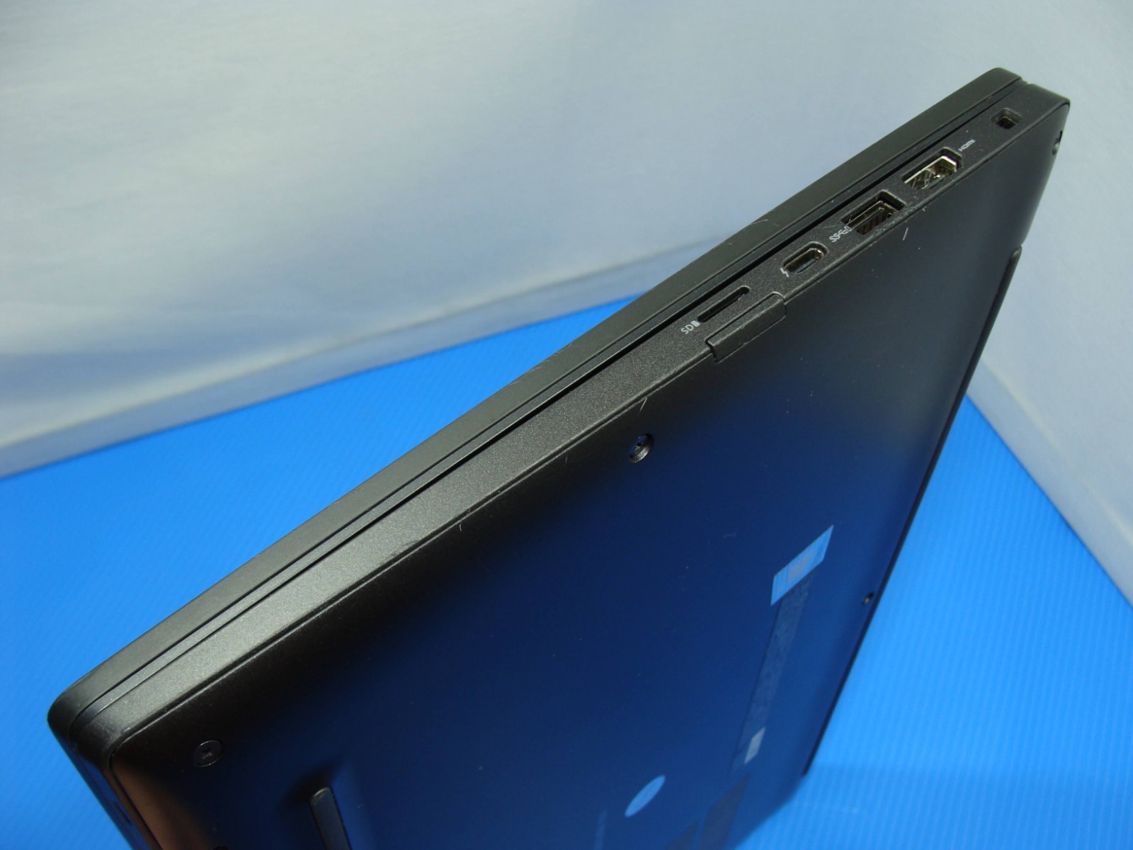 Dell Latitude 7520 15.6″UHD i7-1165G7 2.8GHz 16GB 512GB SSD +PowAd WRTY-10/2026