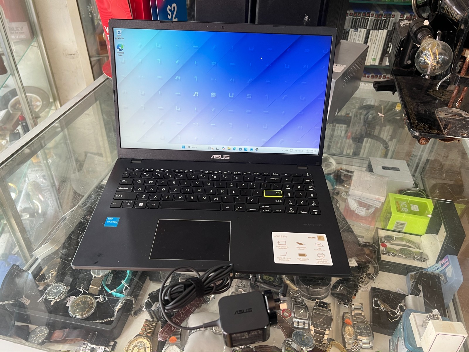 ASUS VIVOBOOK GO 15 E510K WINDOWS 11 HOME 128GB SSD 4 GB RAM / 15.6″