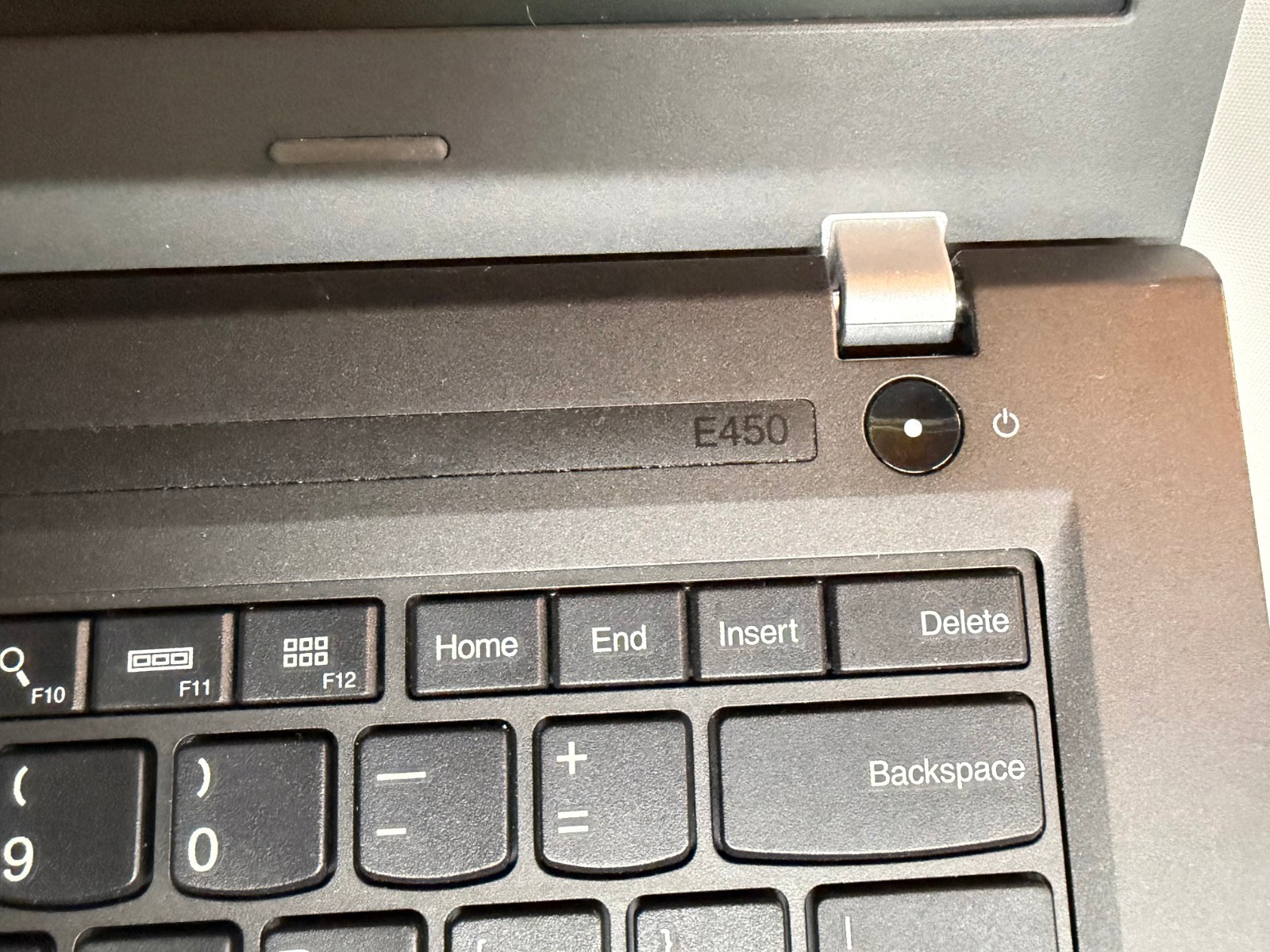 Lenovo ThinkPad E450 14” Laptop i3-4005U 8GB RAM No SSD AS-IS /No Charger