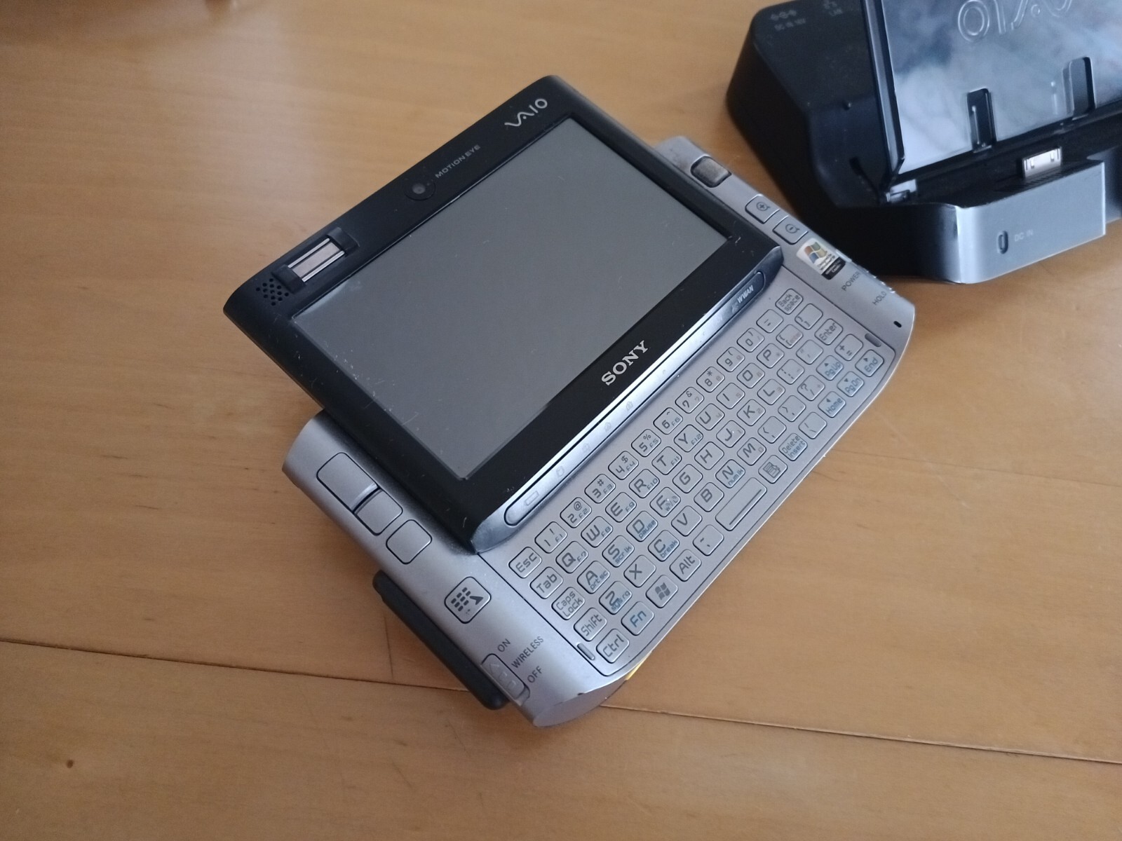 Sony VAIO Ultraportable Micro PC 512MB 30GB Intel Core Solo (VGN-UX180P)