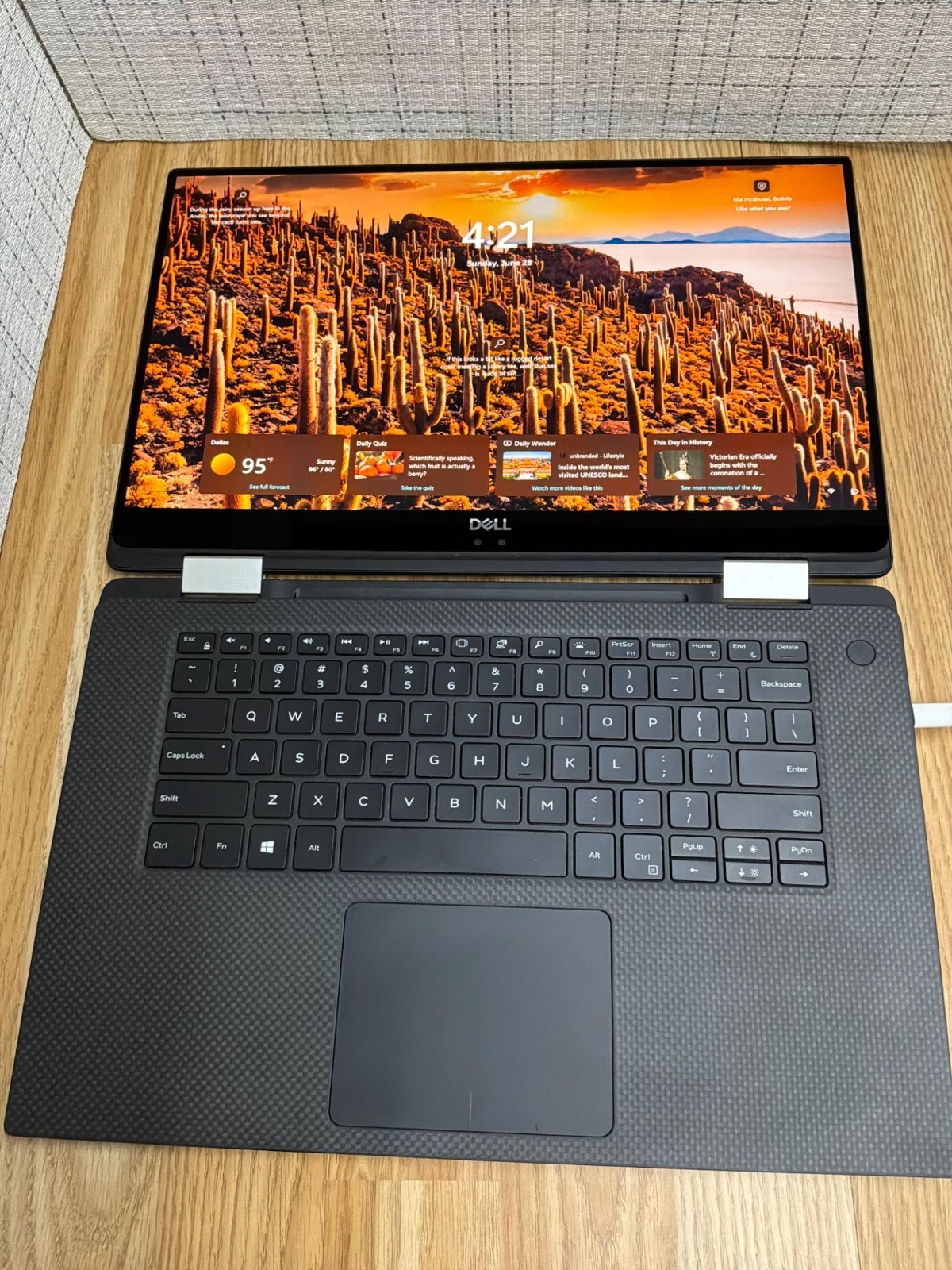 Dell XPS 15 9575 2-in-1 i7-8705G 16GB 256GB SSD Radeon RX Vega M 4GB Touch