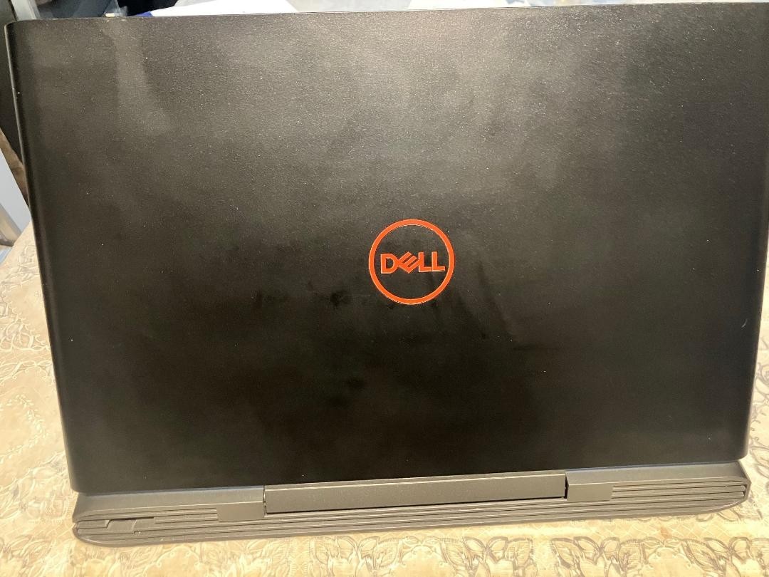 Dell 15 7577 i5-7300HQ 16GB RAM, NVIDIA GeForce GTX video card 1000gb plus 128