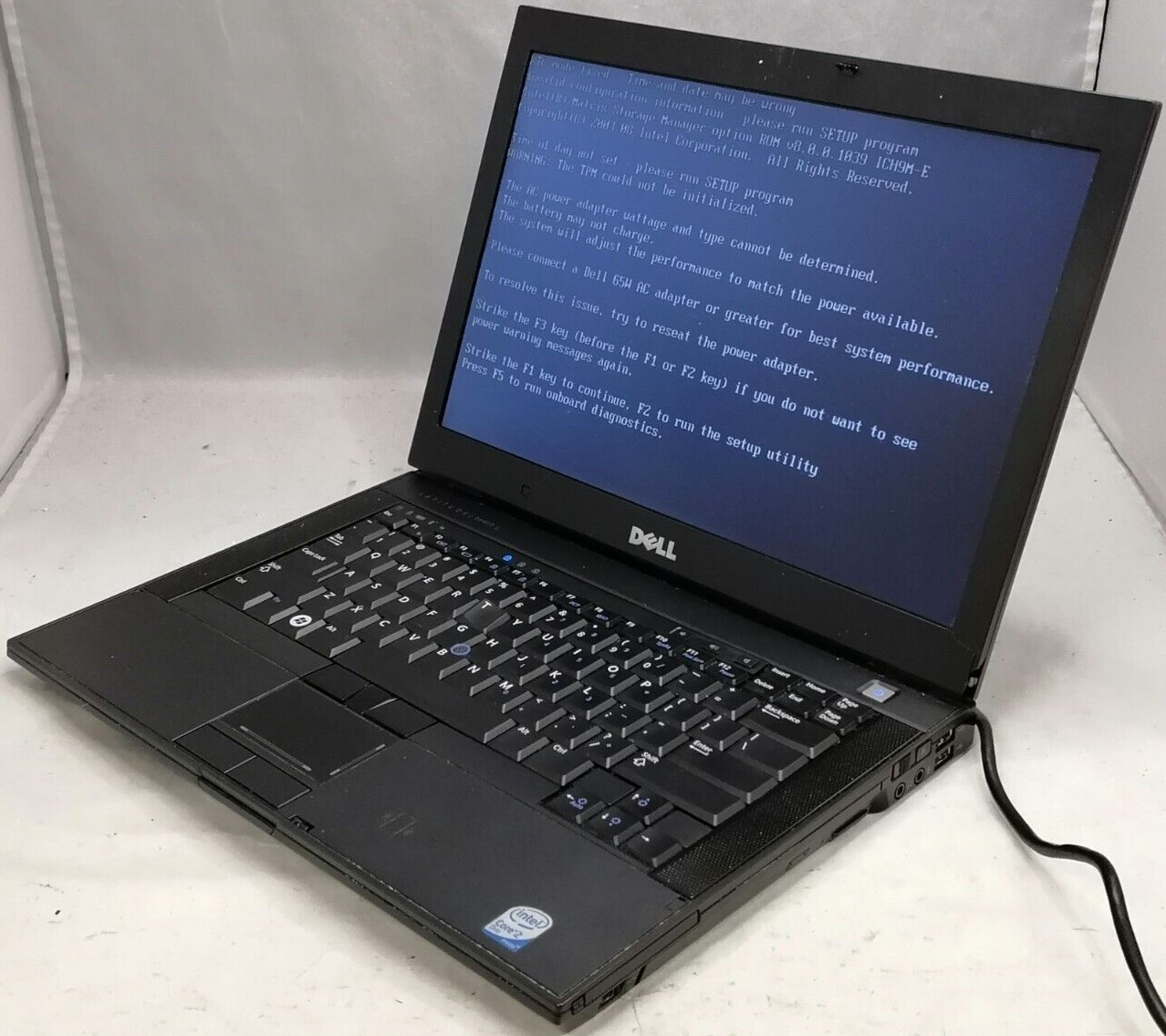 FOR PARTS 14.1″ Dell Latitude E6400 (Core 2 Duo P8600/4 GB RAM/NO HDD)