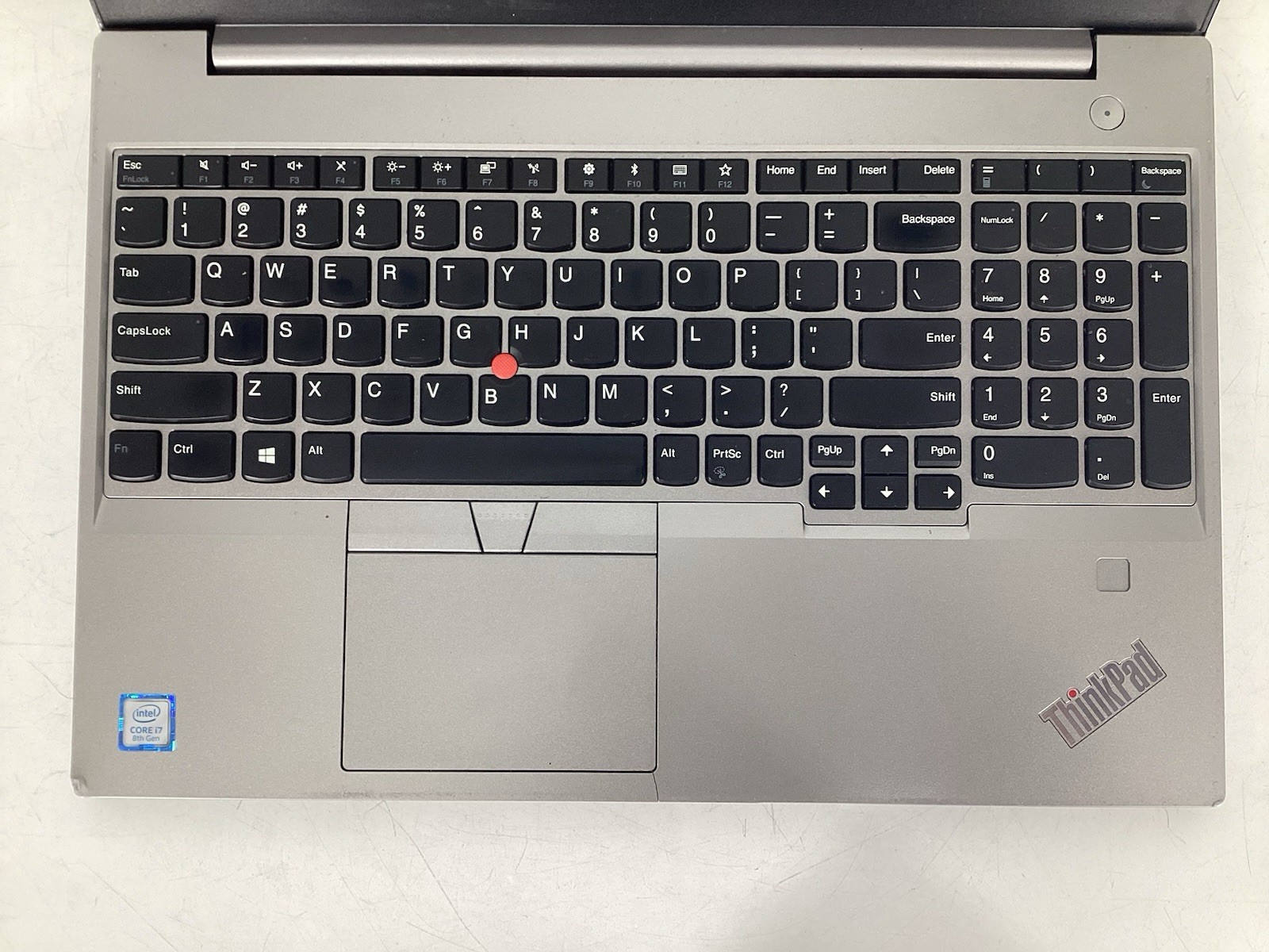 Lenovo ThinkPad E590 15.6″ (i7-8565u 1.80GHz 16GB No SSD/OS) No AC *Read