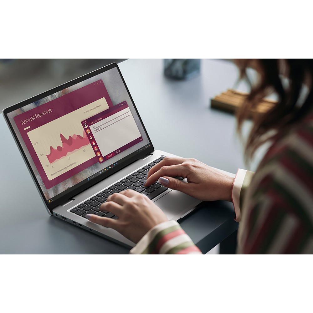 Dell 14″ Pro Ultra 5 Laptop in Platinum Silver- 3FKN9