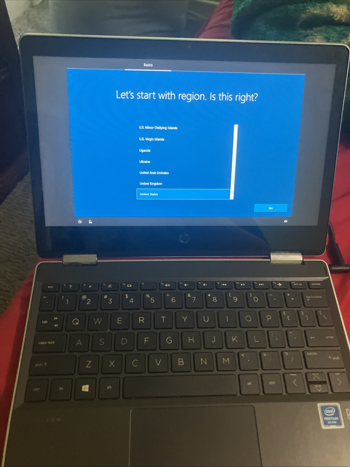 HP Laptop Comes with Charger and Power Cord 15.6 Barley Used Good Condition