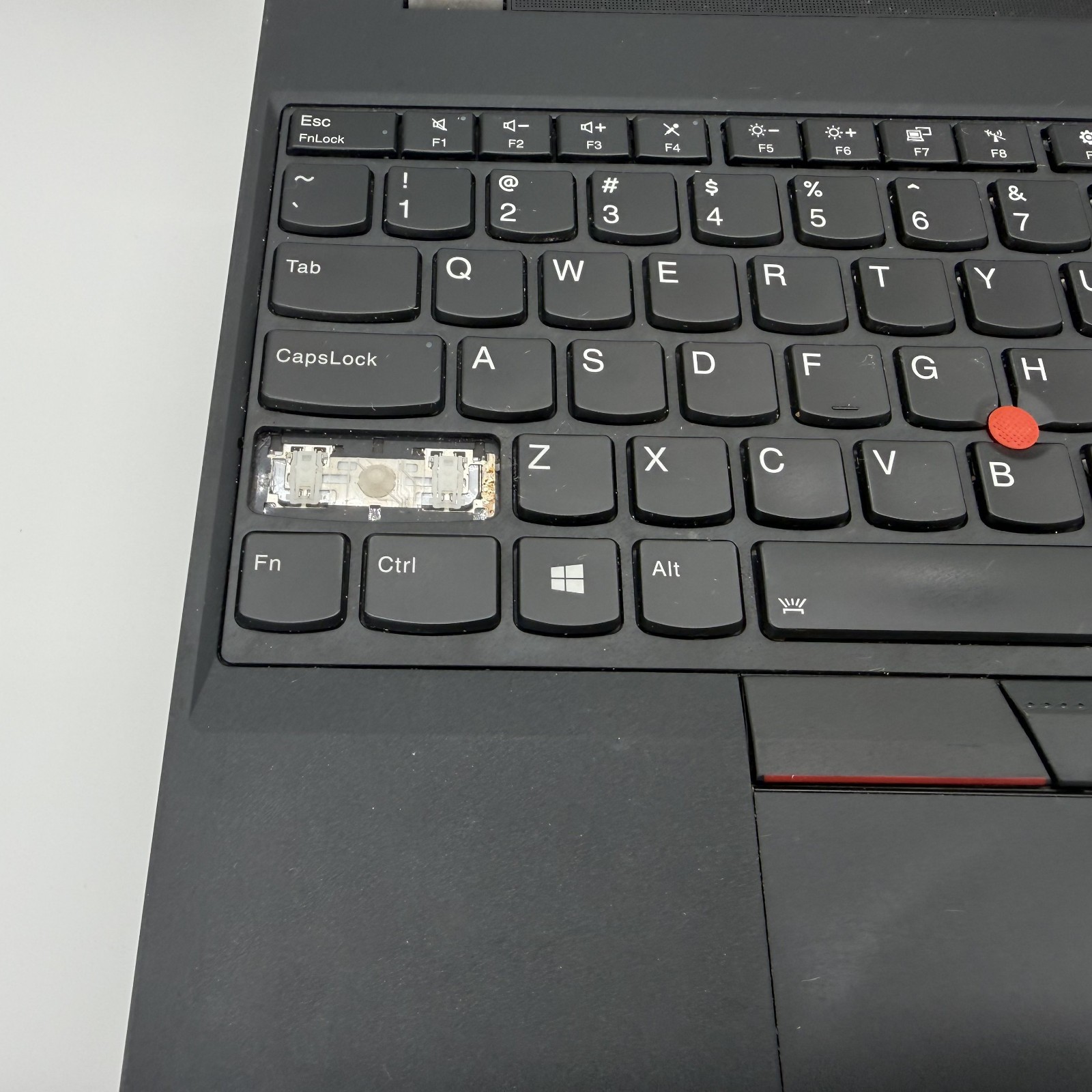 Lenovo ThinkPad T590 i5-8365U 16GB 500GB SSD Win 11 Missing Shift Key (PC-004)