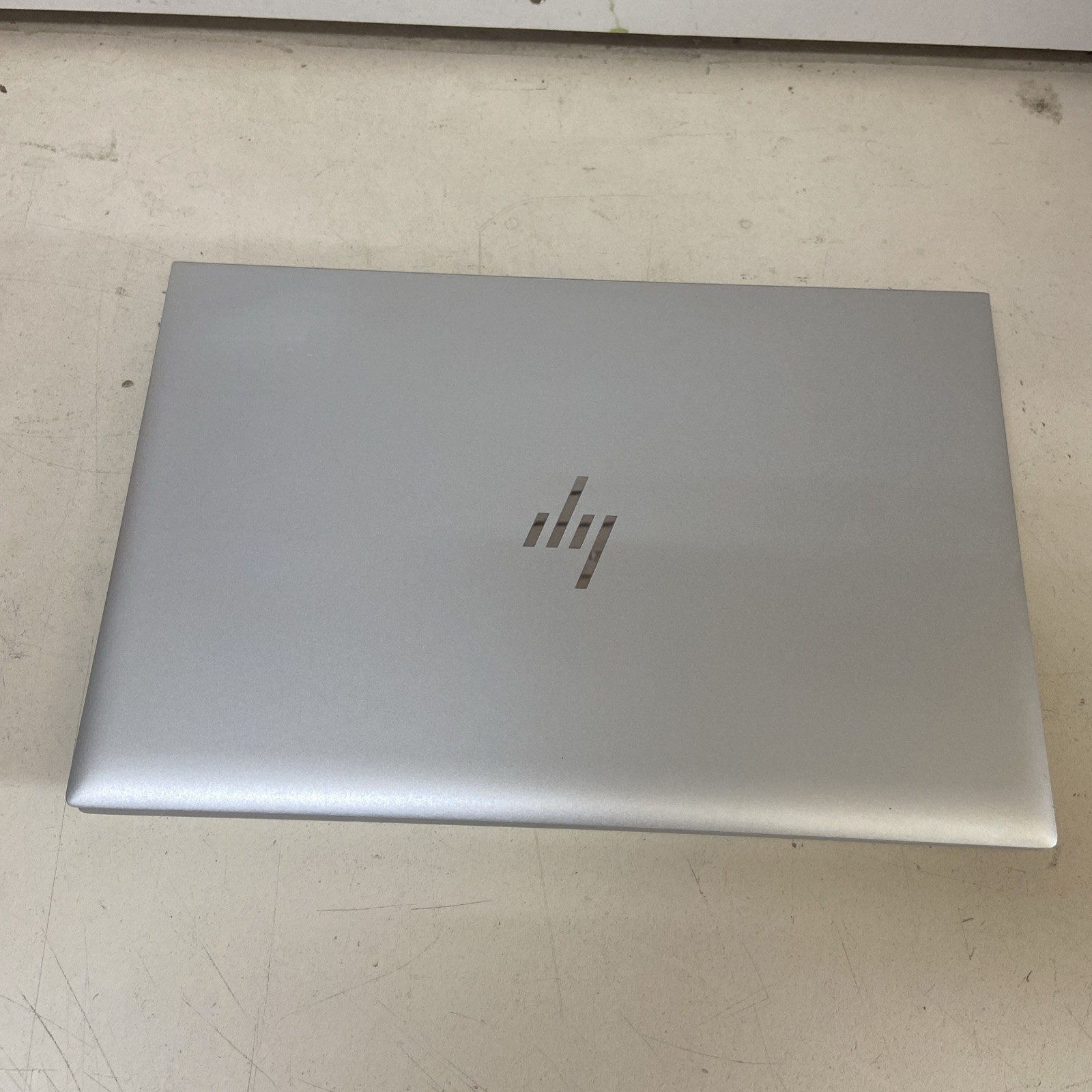 HP Elitebook 840 G7/1.7ghz Core i5-10th gen QUAD/12GB/128GB SSD/14″-W10Pro