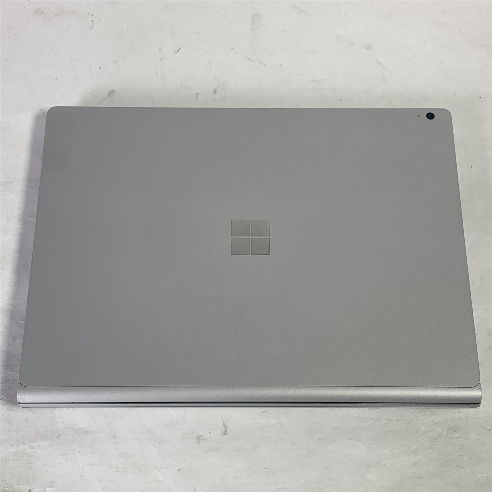 Microsoft Surface Book 3 1900 13.5″ i7-1065G7 1.3GHz 16GB 256GB NVMe SSD – Win11