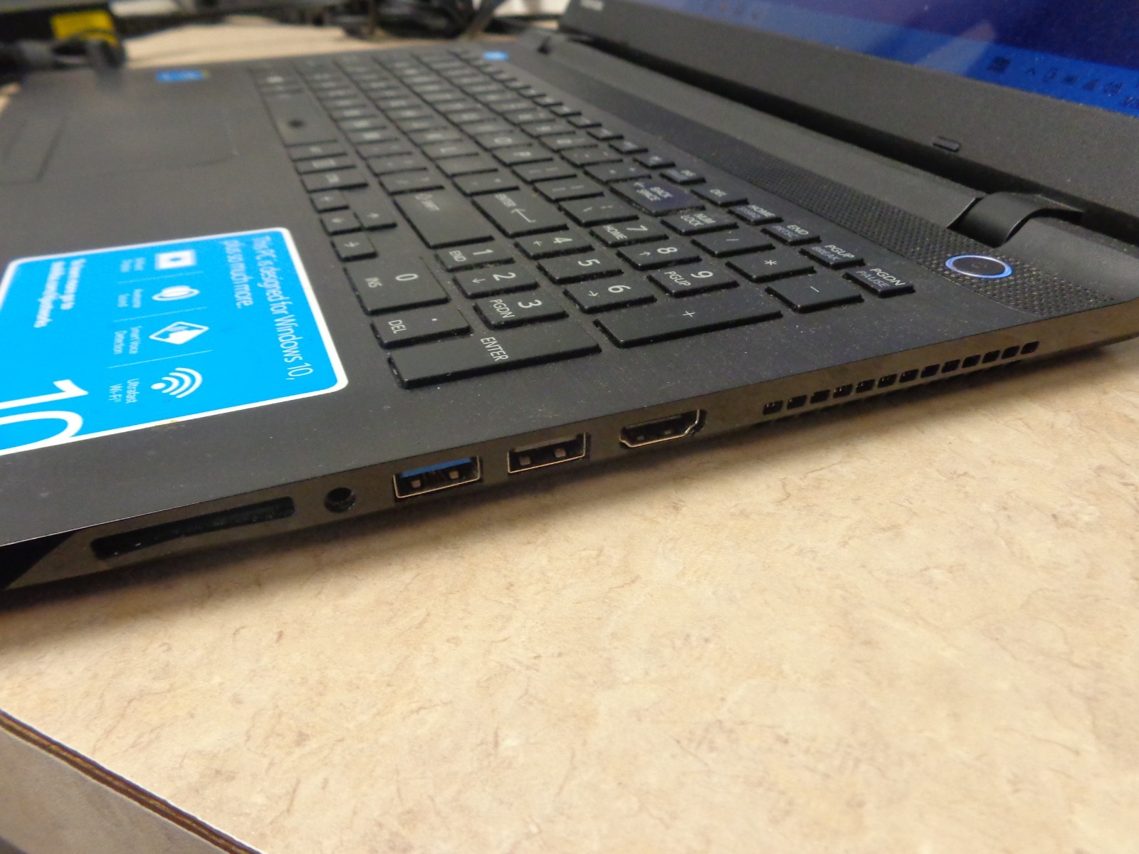 TOSHIBA SATELLITE C55-C5241 LAPTOP i5-5200U 2.20GHz 8GB RAM 15.6 Ethernet wifi