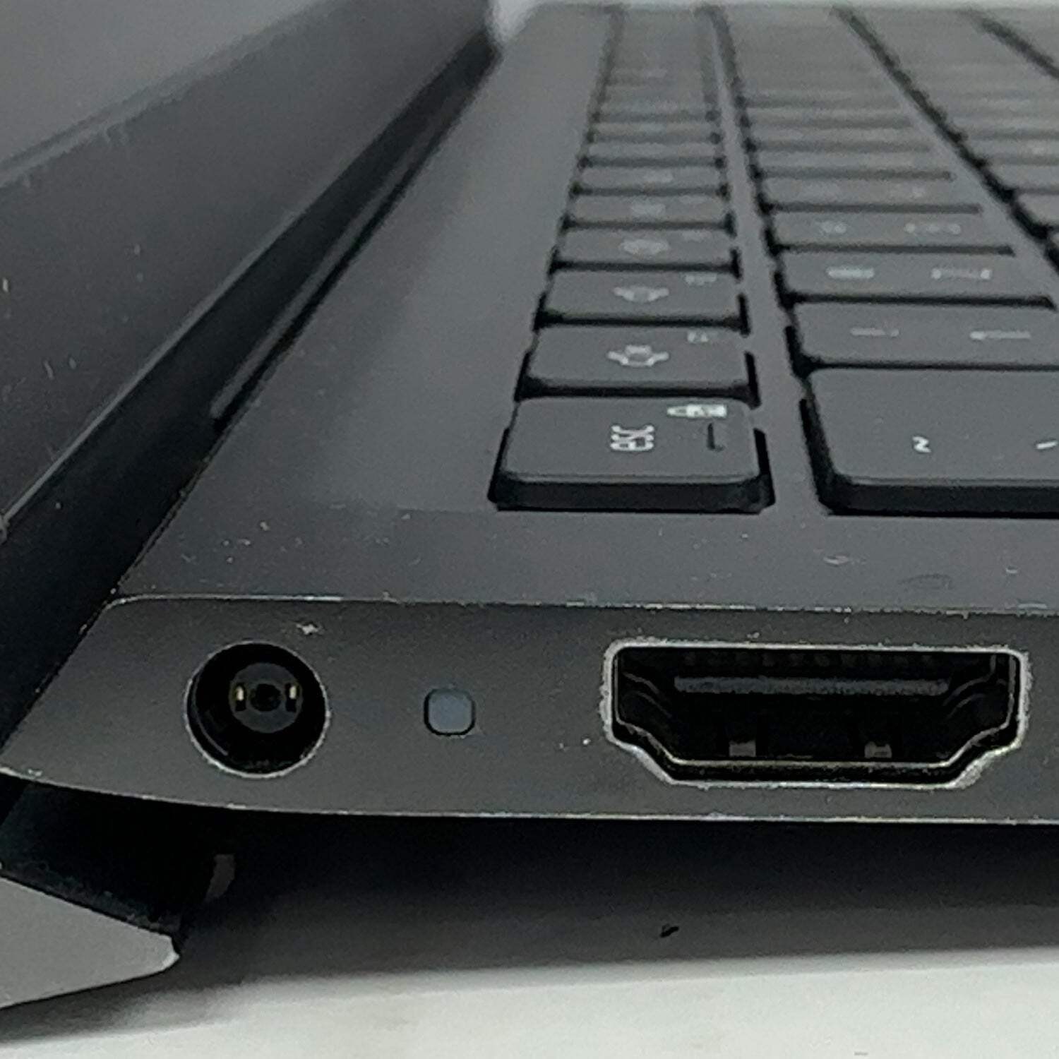 Dell Vostro 5410 14″ i7-11390H 3.4GHz 16GB RAM 512GB SSD