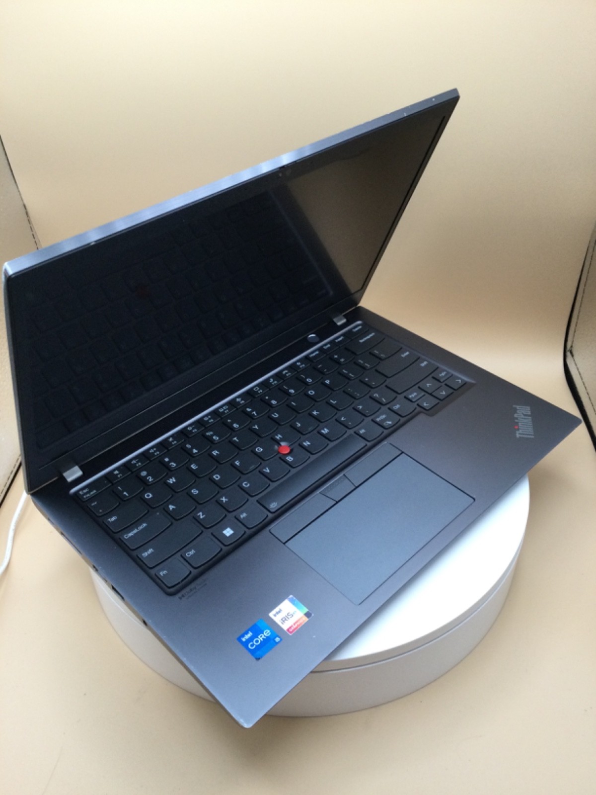 Lenovo ThinkPad T14s G2 14″ Laptop i5-1135G7 16GB RAM 512GB SSD W11P Used READ