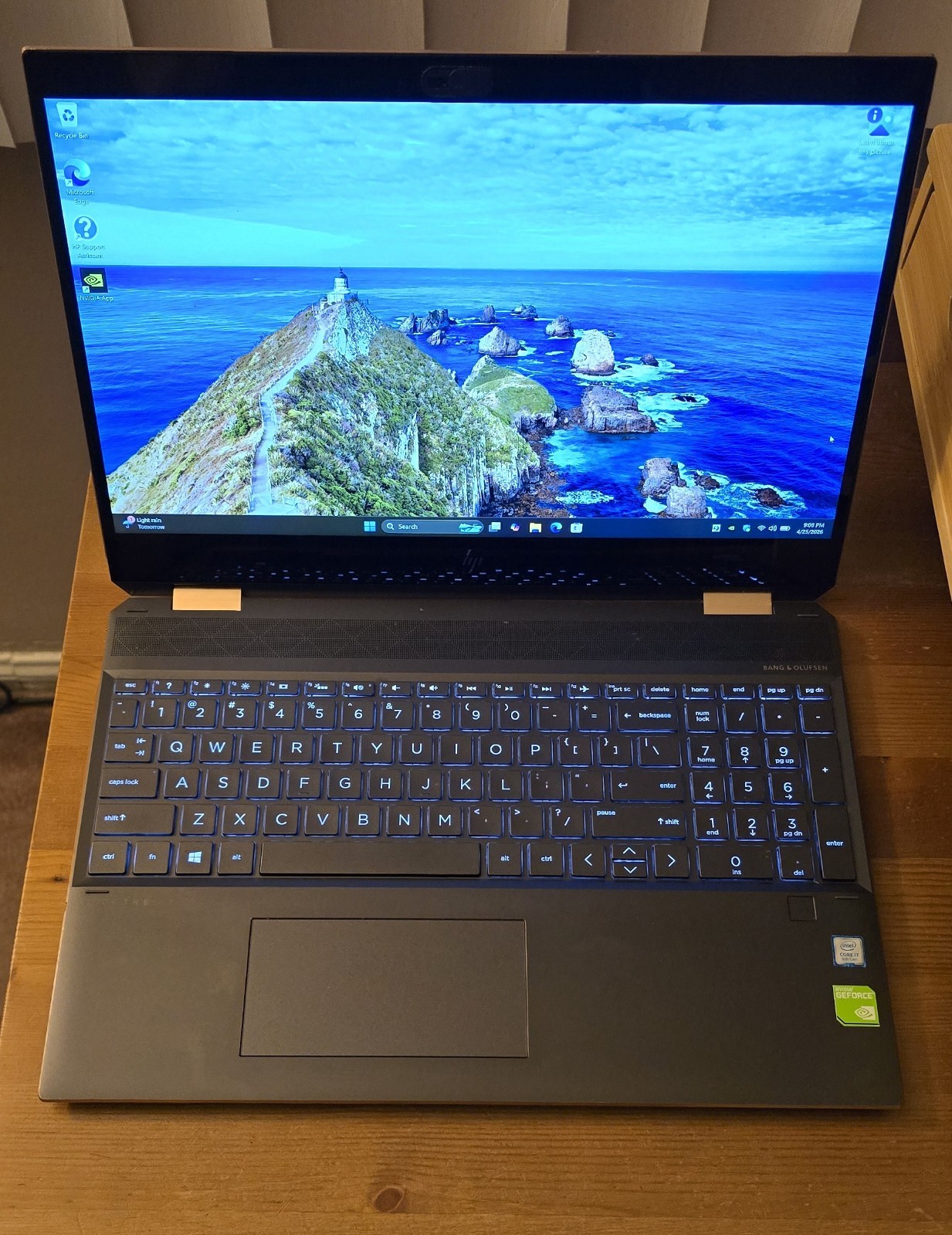 HP Spectre X360 15.6″ – 512GB SSD, i7 8th Gen. 16GB, 2-in-1 TOUCH + Charger, W11