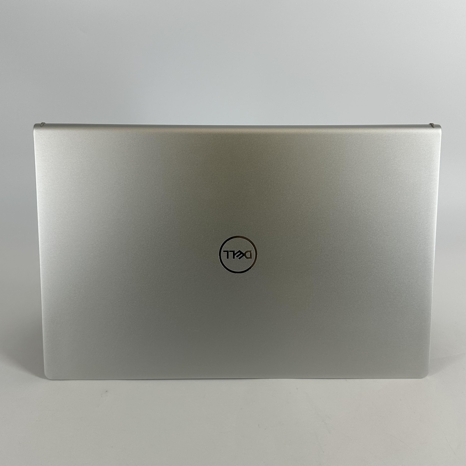 Dell 15 DC15250 Platinum Silver FHD 1.7 GHz i7-1355U 16GB 512GB SSD Very Good