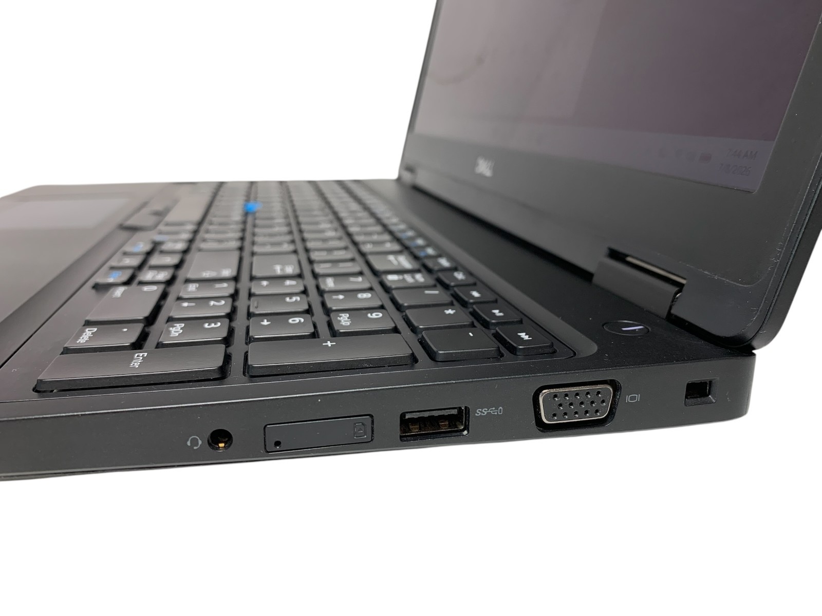 Dell Latitude 5590 15.6″ Laptop – Core i5-8350u 16GB RAM 1TB NVMe SSD Win11P