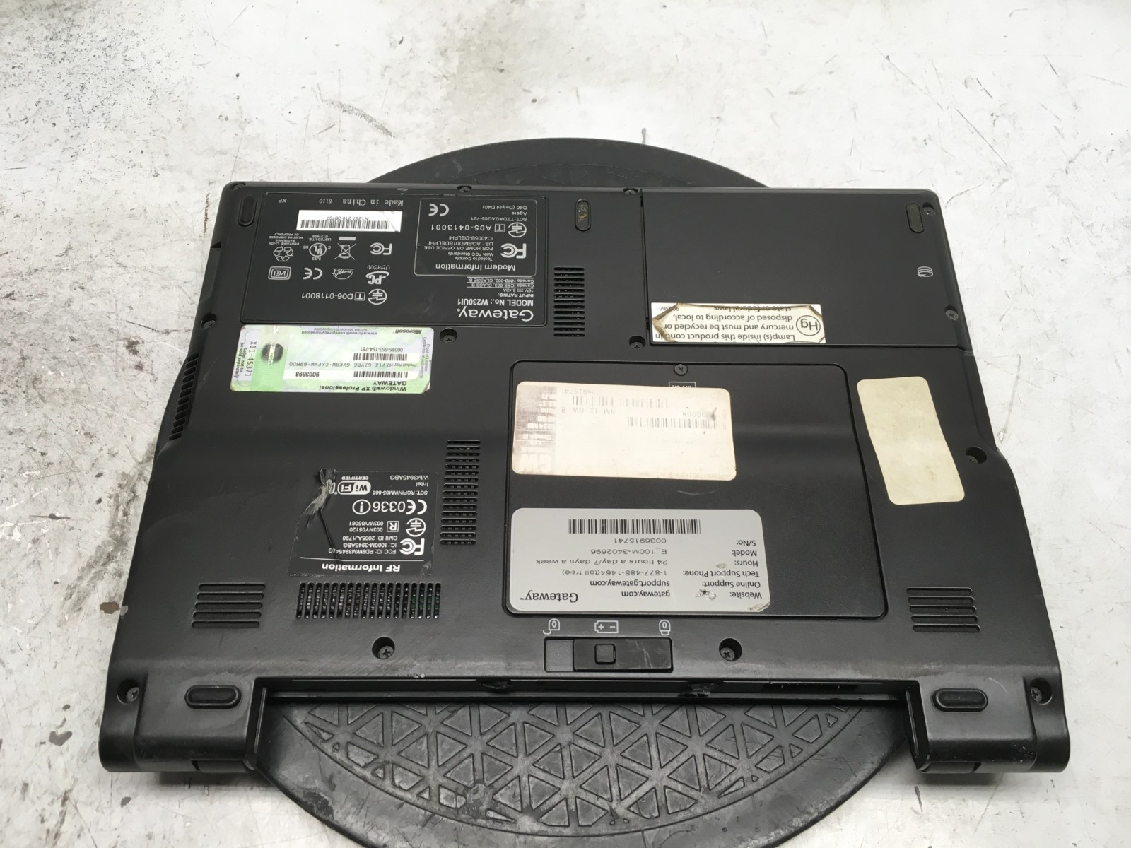 Gateway W230UI1 Intel Centrino 1.2GHz 2 GB NO HDD