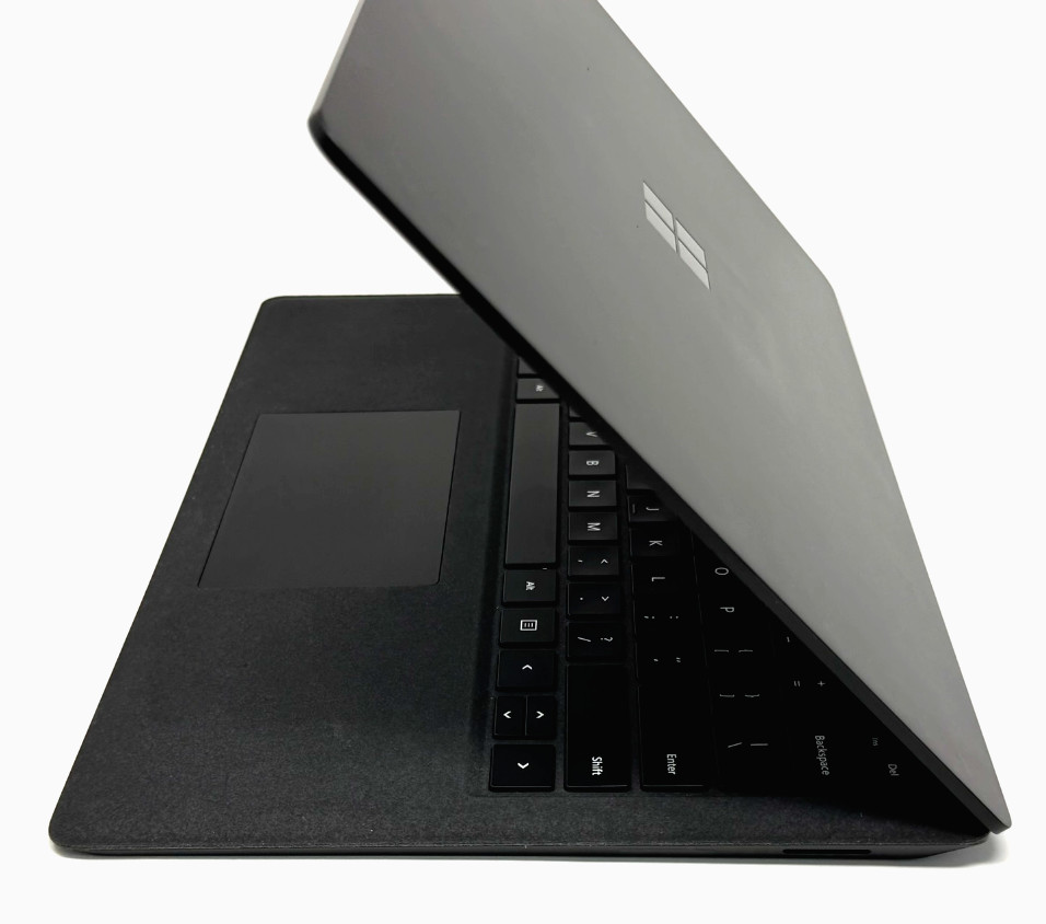 Microsoft Surface Laptop 2 i7 1.9-4.2GHz 16GB RAM 512GB SSD Win 11 Pro Grade A