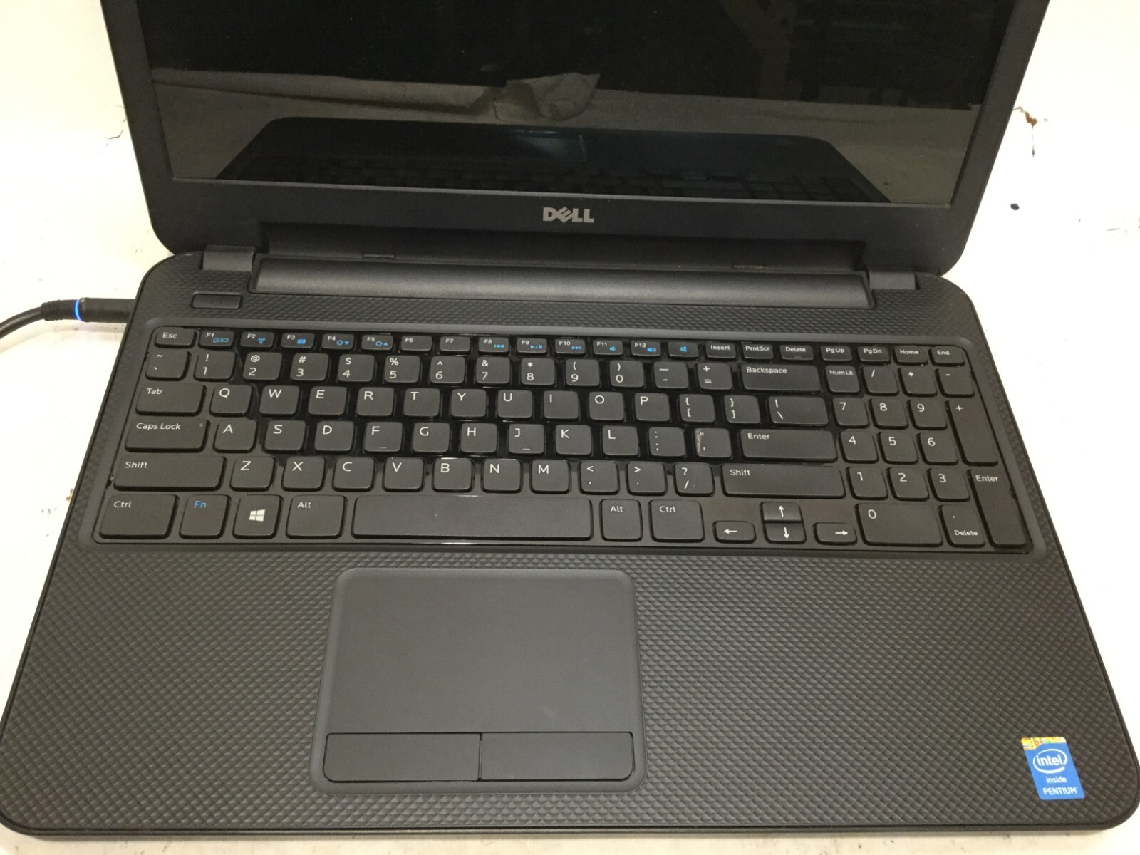 Dell Inspiron 15-3521 / Intel Pentium UNKNOWN SPECS / (MISSING PARTS!) -MR