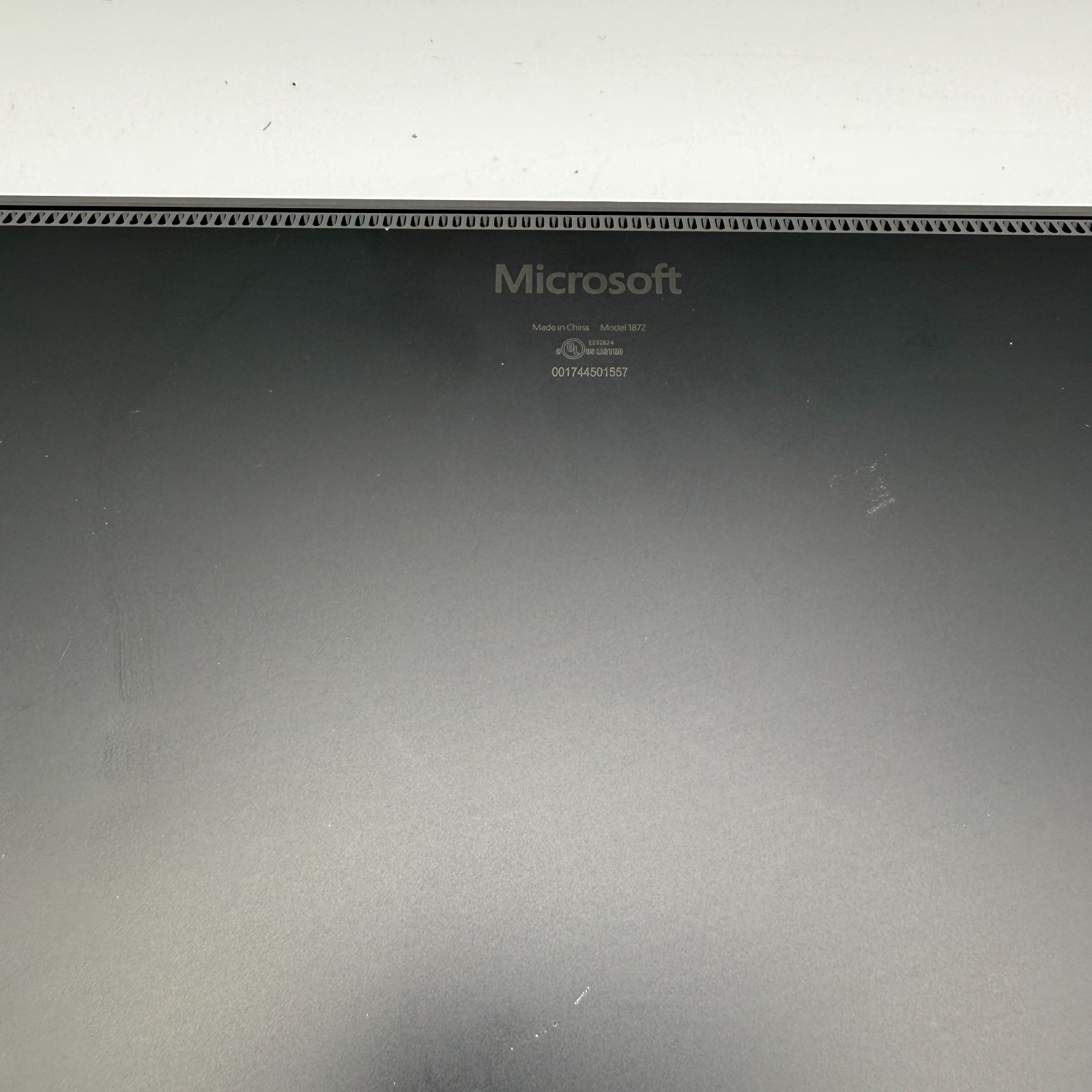 Microsoft Surface Laptop 3 15″ i7-1065G7 16GB 256GB SSD Win11 Pro Black FAIR