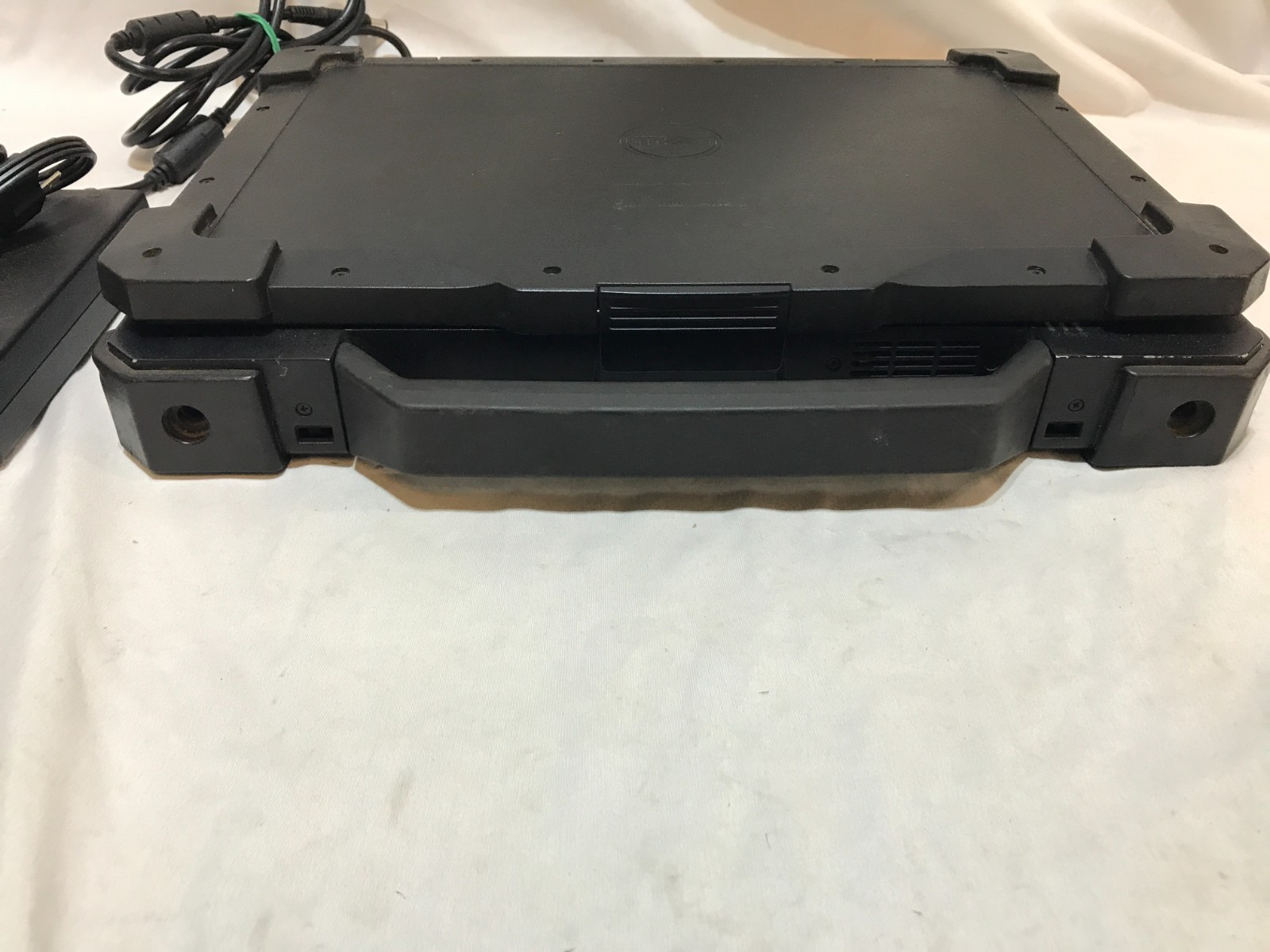 Dell Latitude 7414 Rugged Touch Screen Laptop Intel Core i5-6300U 8GB 400 hdd