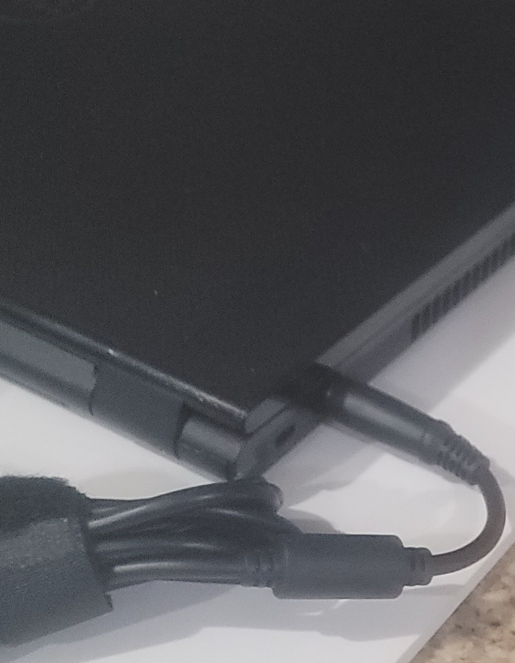 Dell Inspiron 15″,3000 Series, w/ Windows 10 Home.