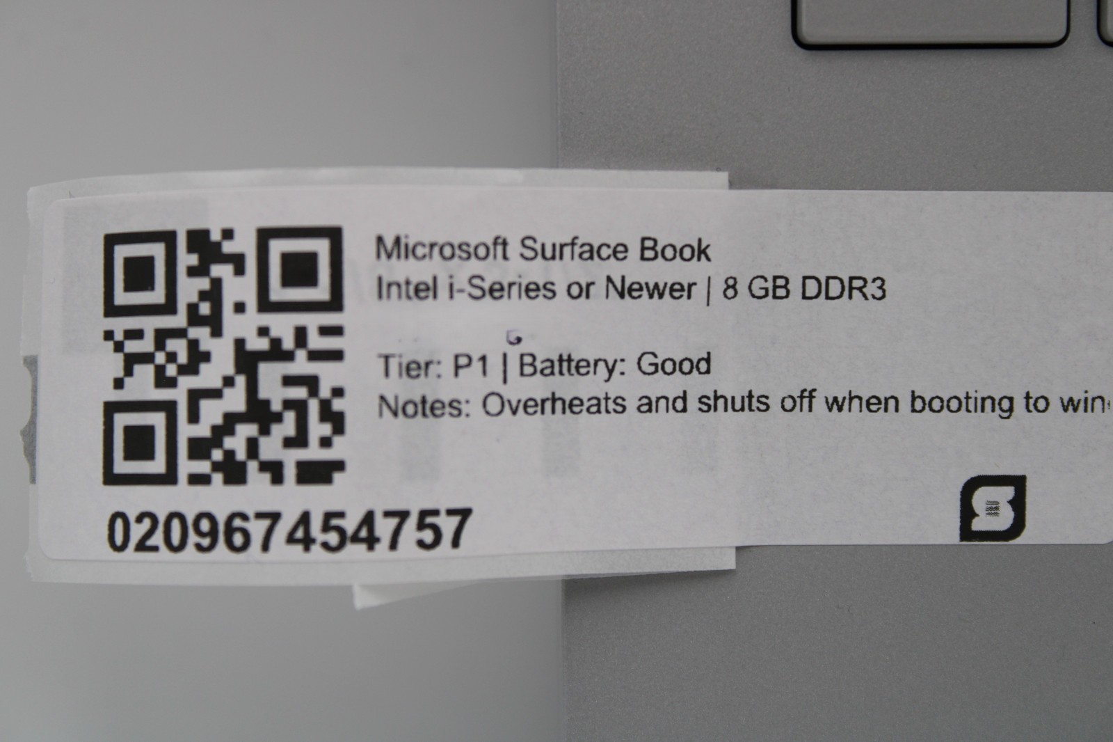 Microsoft Surface Book 13″ i7-6th Gen 8GB RAM 256GB SSD GTX 965M No OS *PARTS