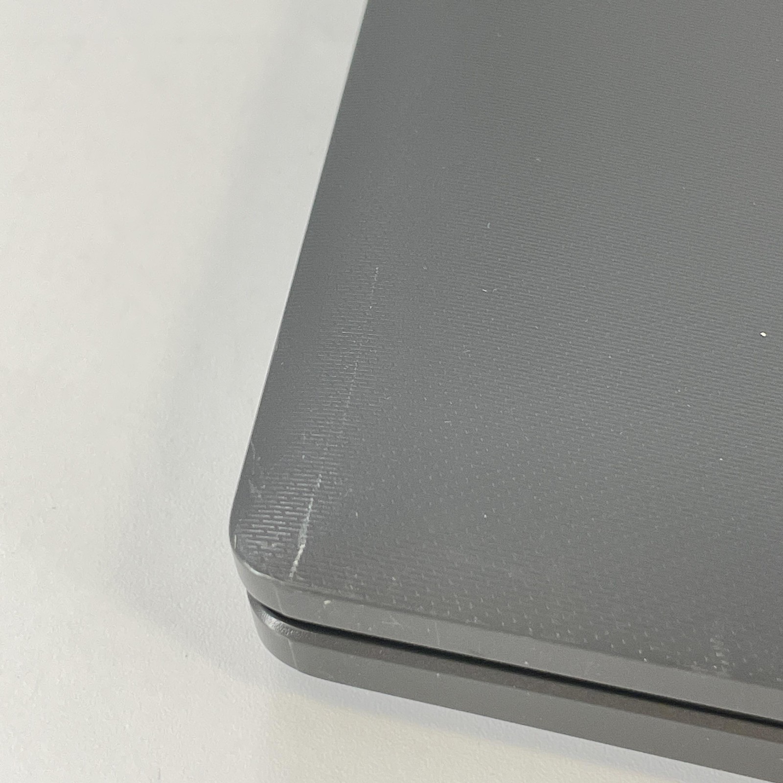 Dell Latitude 3540 15.6 Black FHD 1.3 GHz i5-1335U 16GB 256GB SSD – Good