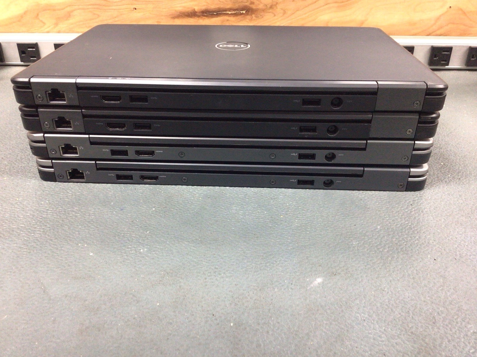 Lot 4x Dell Latitude E7240/E7250 | i7-4th/5th | 8gb Ram | No Drives/OS