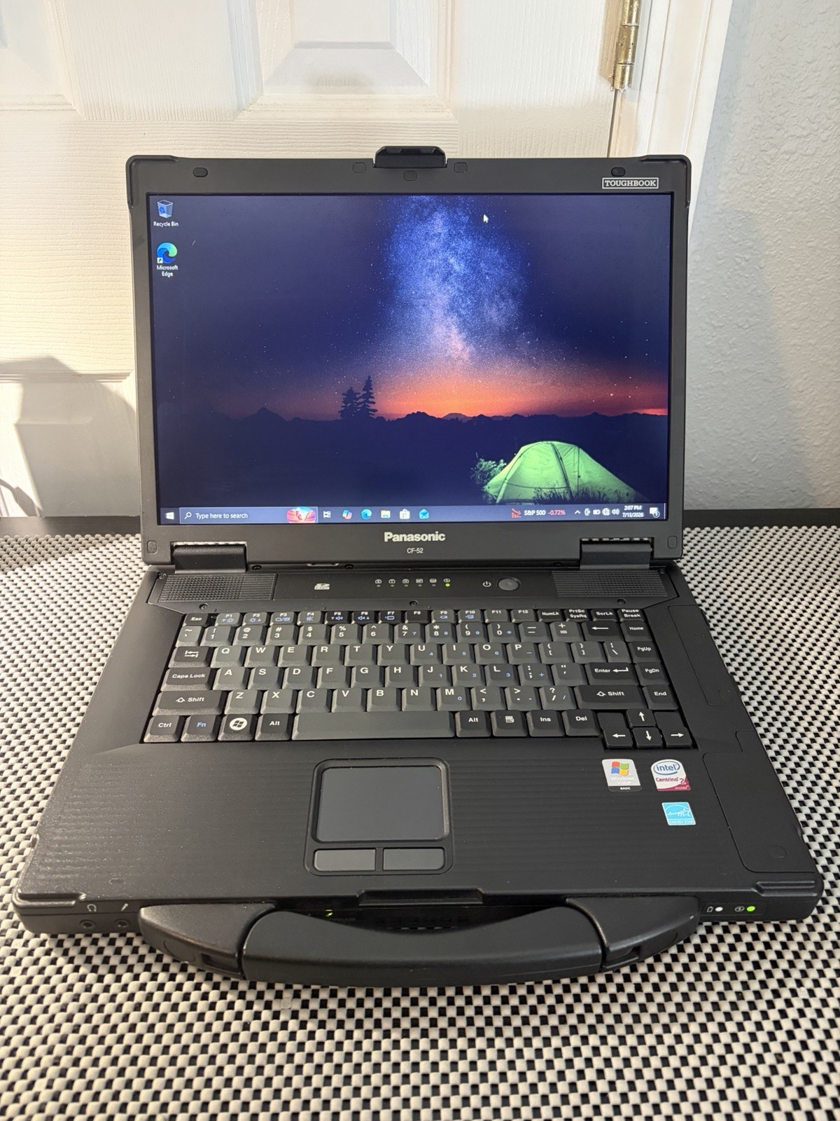 Panasonic Toughbook CF-52 Core 2 Duo P8400 2.26GHz 4GB 250GB SSD LTE WINDOWS 10P
