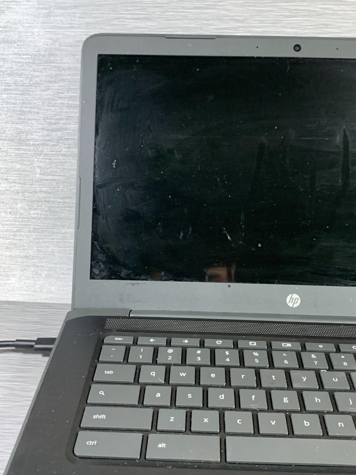 HP Chromebook 14-CA061DX Gray 14″ Touchscreen Intel Celeron Laptop – For Parts