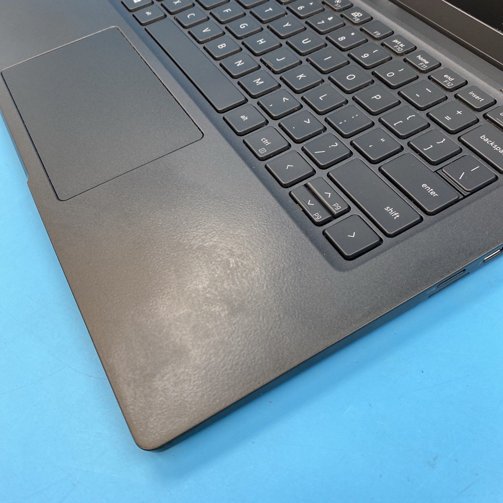 Dell Latitude 7420 | i5-1145G7 | 8GB RAM | 256GB SSD | WIN 11 PRO | 72% BATT