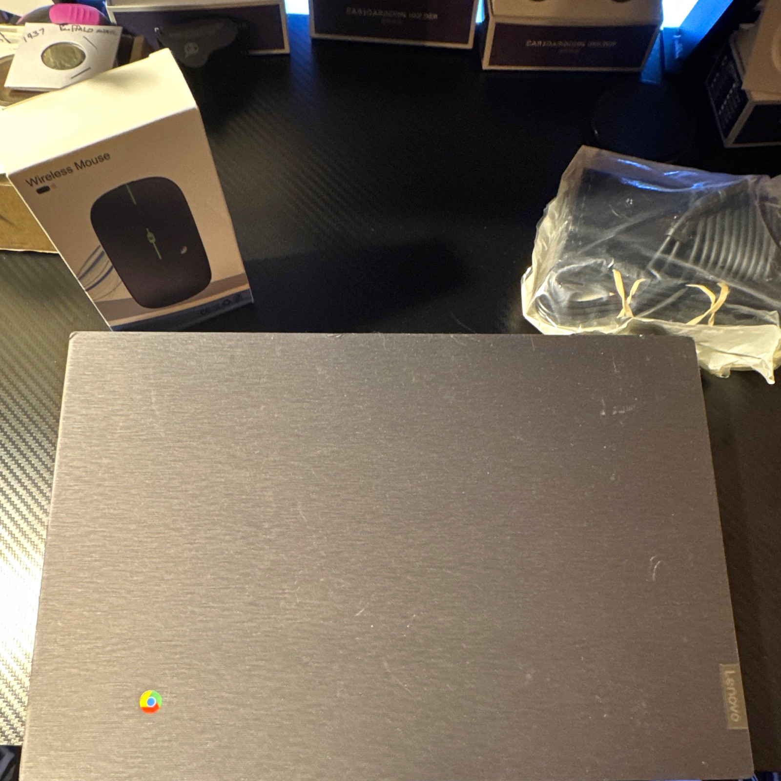 Lenovo 14″ Chromebook Laptop AMD A4 4GB RAM 32GB + Wireless Mouse & 65W Charger