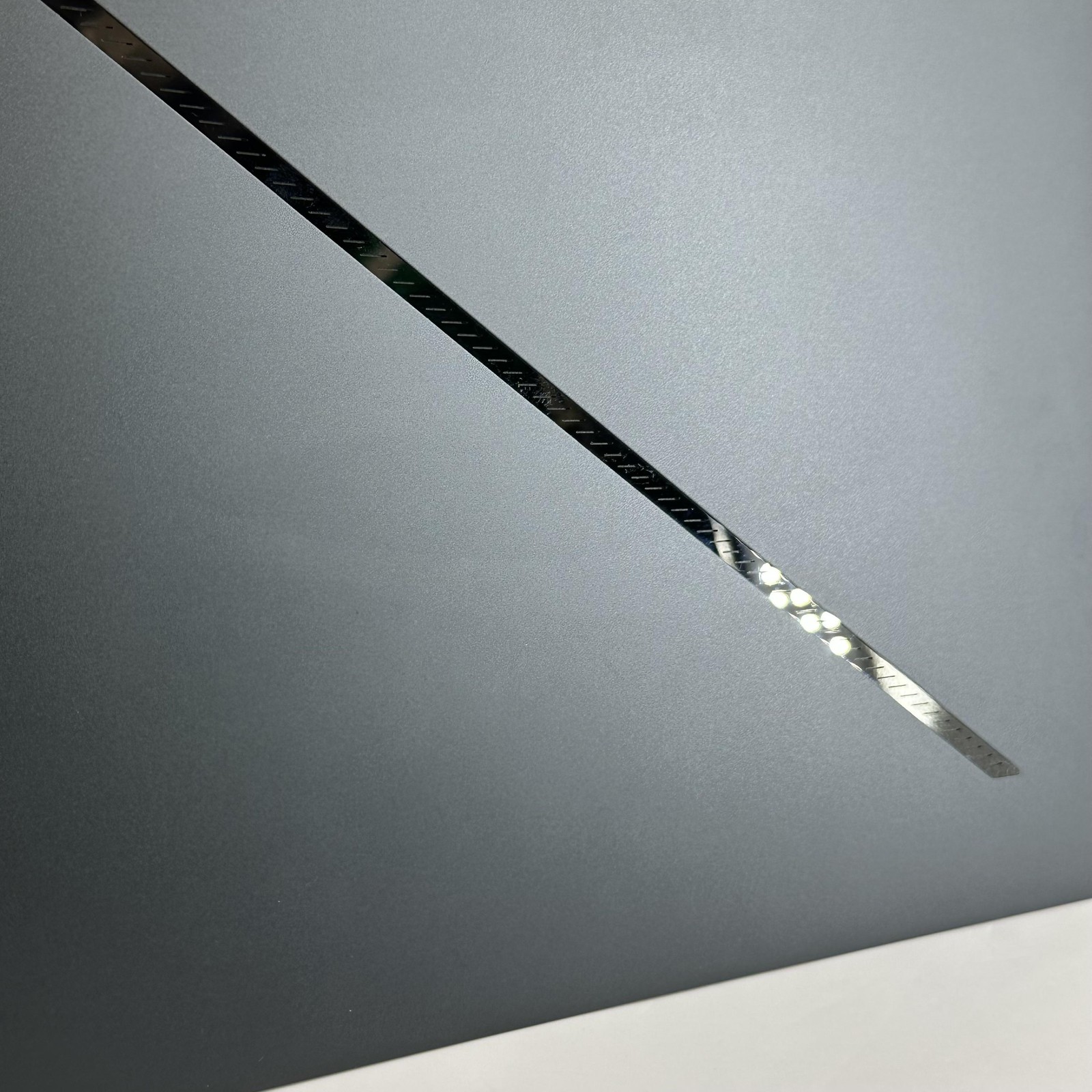 Asus ROG Zephyrus G16 GU605 QHD+ 2.5 GHz Ultra 9 185H 32GB 2TB SSD RTX 4080