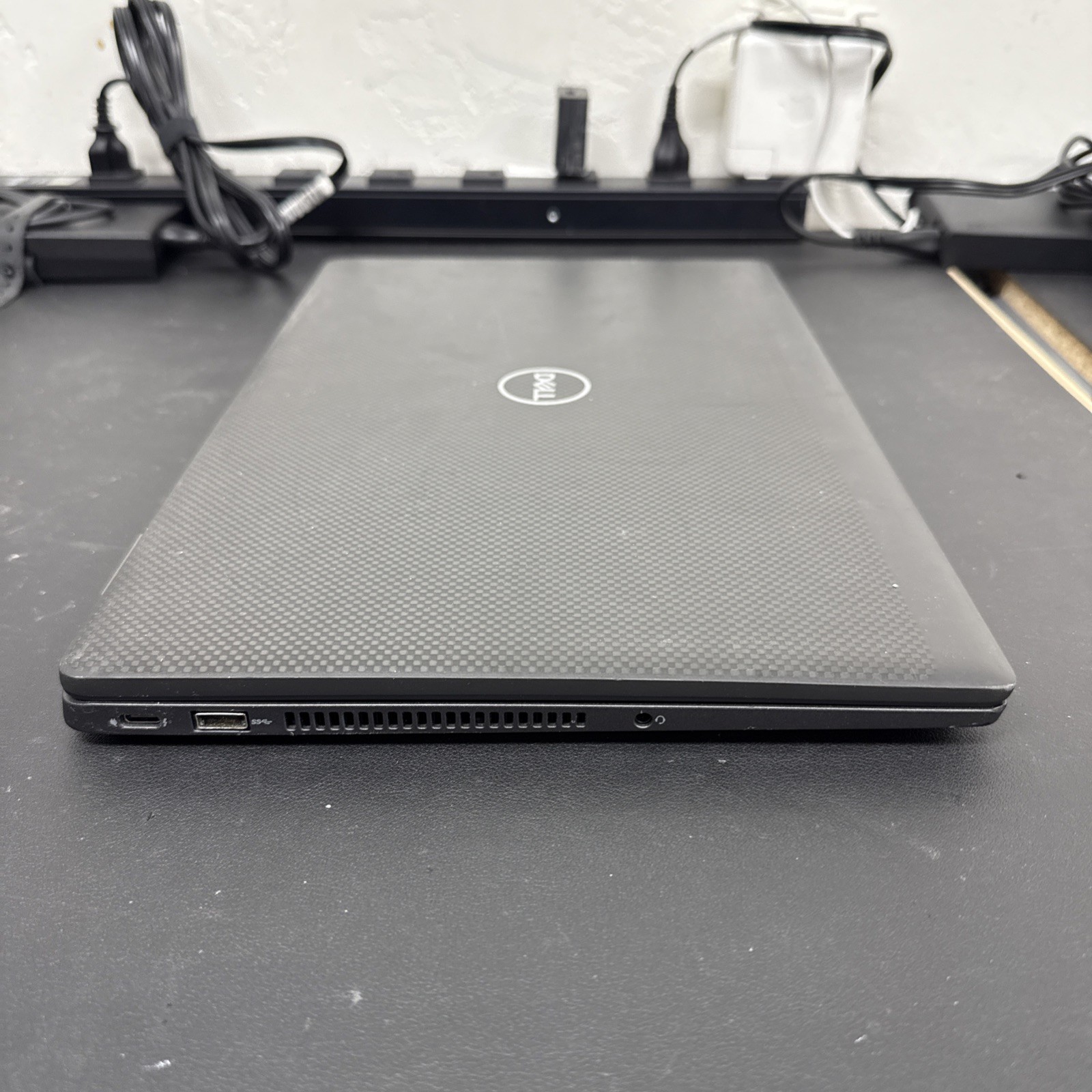 Dell Latitude 7520 – 15.6″ Laptop – i5-1135G7 16GB RAM NO SSD BOOTS TO BIOS