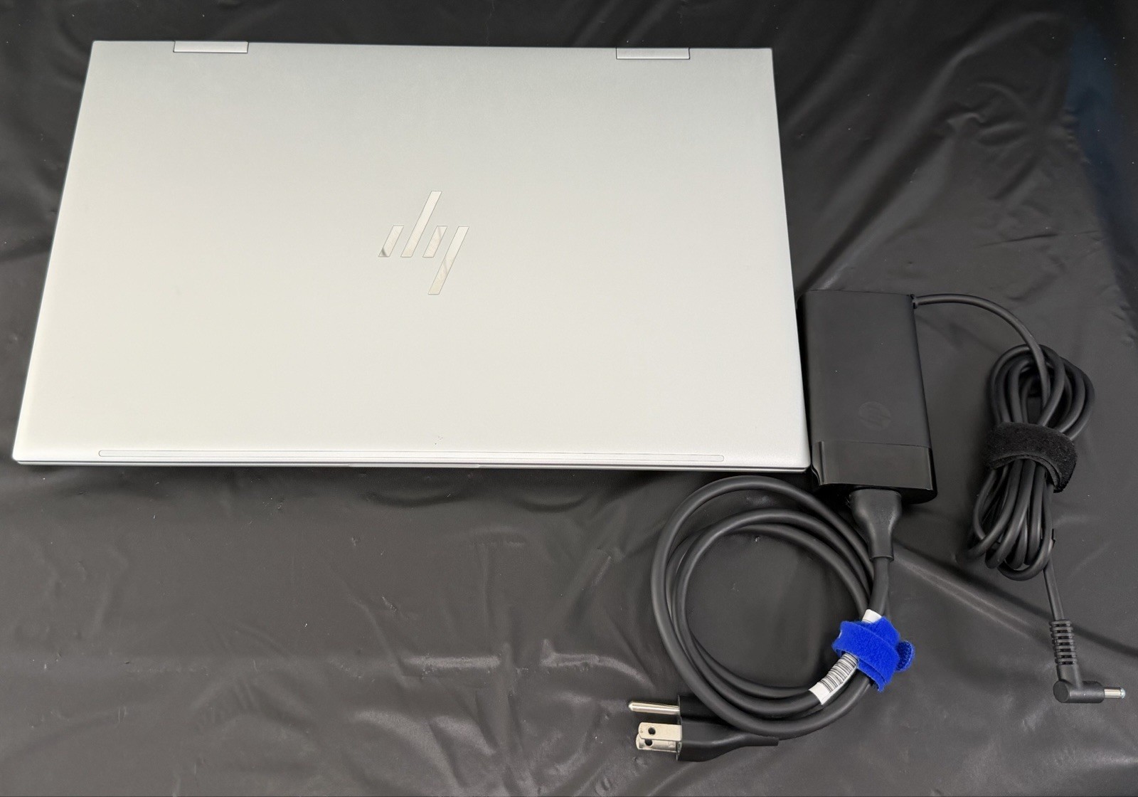 HP Envy x360m, Intel i5 11th Gen, 8GB Ram, 240gb SSD, Win 11 Pro, 15m-es1013dx