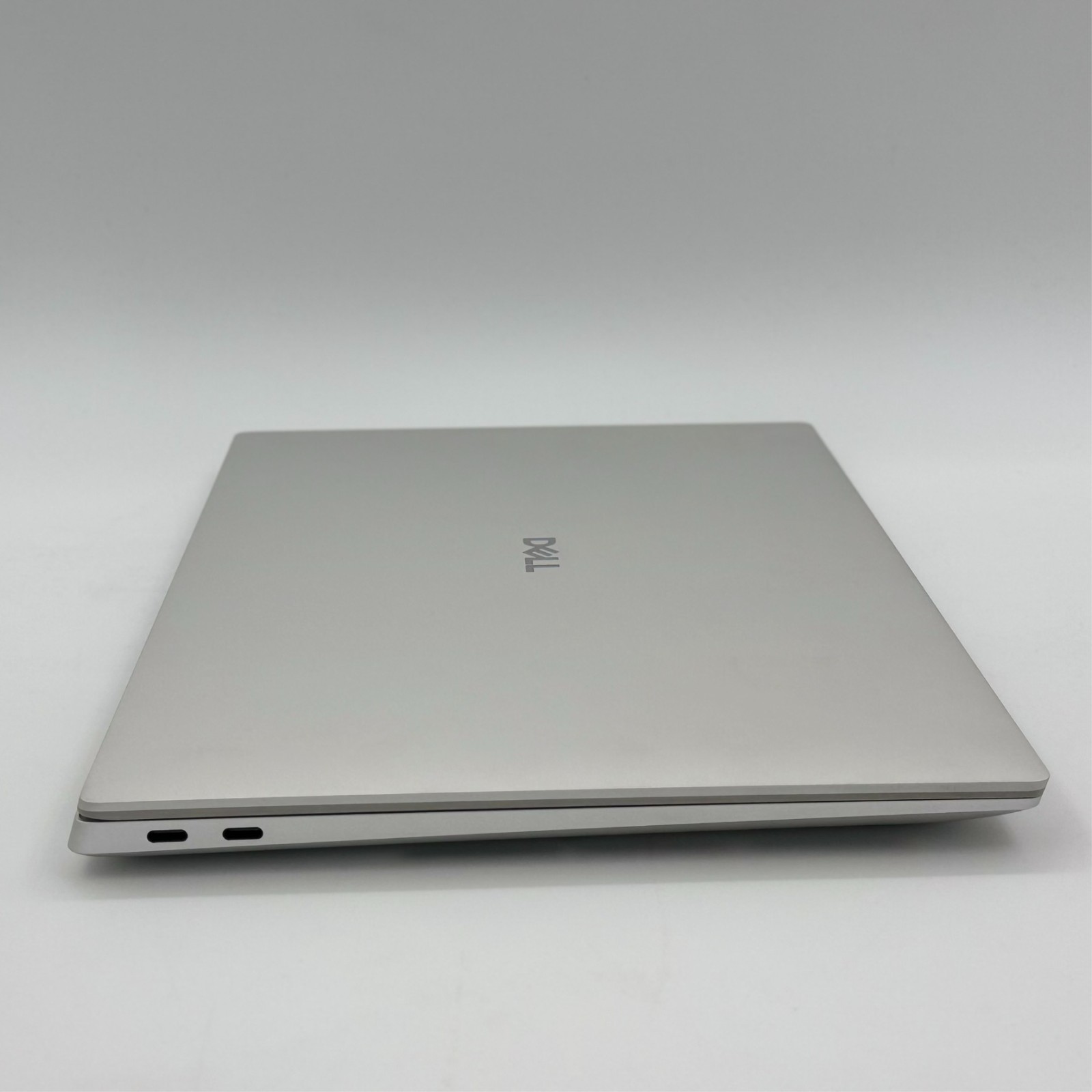 Dell Premium 14.5″ 3.2K OLED Touch Laptop Intel Ultra 7 255H 32GB 1TB SSD