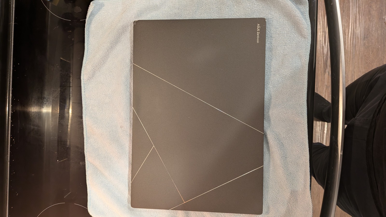 ASUS Zenbook S 14 14-inch 120Hz 3K OLED Touch Intel Core Ultra 7 2TB