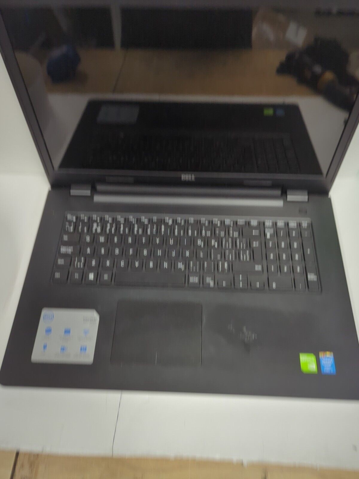 (For Parts) DELL INSPIRON 17 5000 SERIES laptop (Service Tag: D6L6B12)