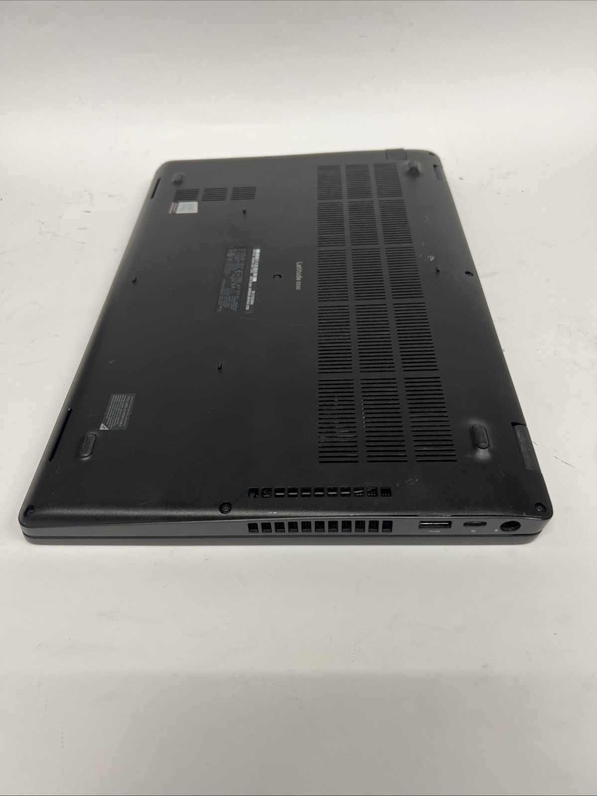 5X Dell Latitude 5500 Laptop 8GB Core i5 8365U 1.60GHZ 15.6″ NO SSD/OS/CRG