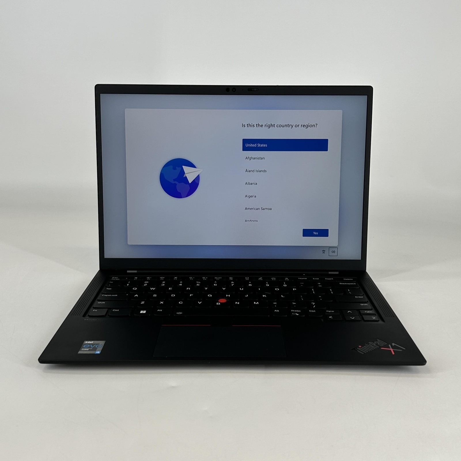 Lenovo ThinkPad X1 Carbon Gen 9 14 Black FHD+ i5-1135G7 2.40GHz 8GB 256GB SSD