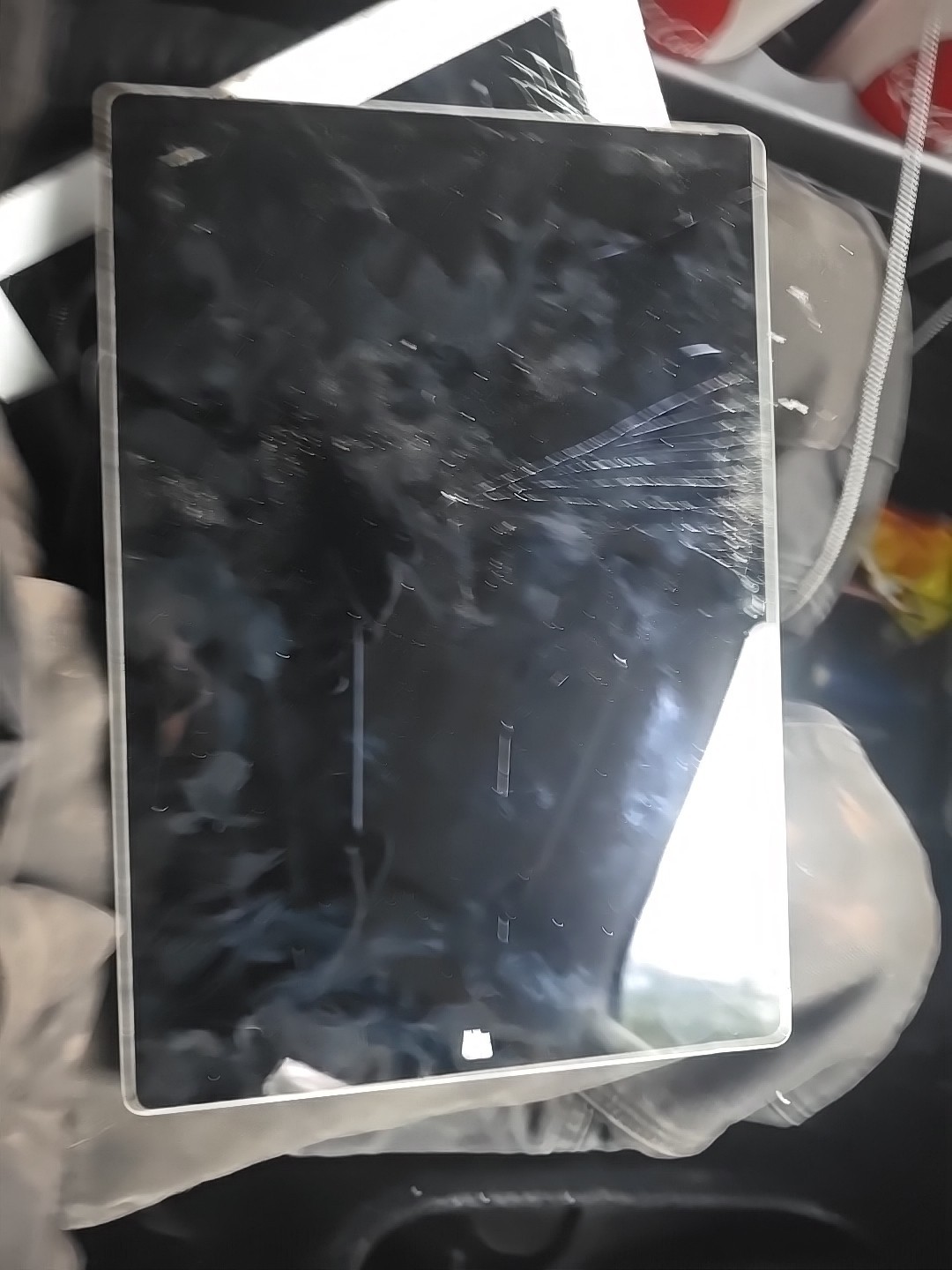 Microsoft Surface Pro X 1876 13″ 16GB RAM 512GB SSD (FOR PARTS ONLY)