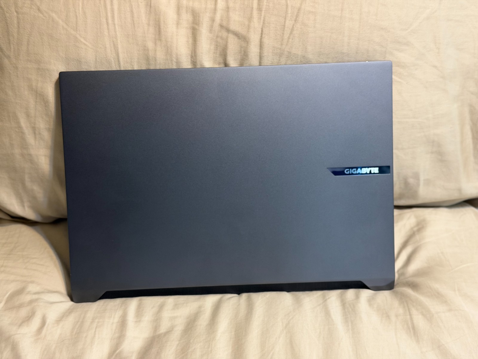 Gigabyte Aero X16 2560×1600 Ryzen Al7 32GB 1TB SSD RTX 5060 W11H Copilot Gaming