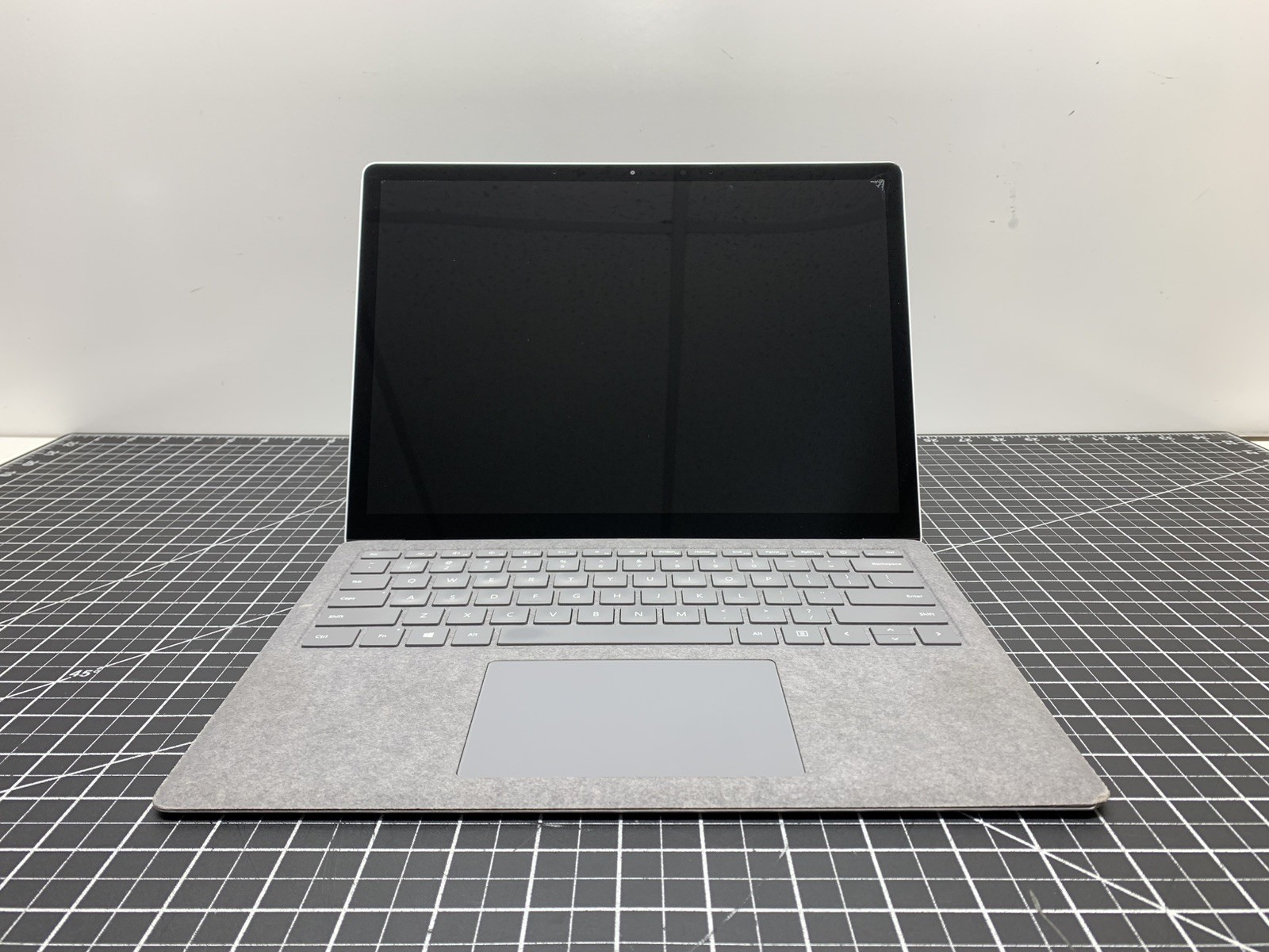 Microsoft Surface Laptop 3 Intel i5-1035G7 | 8GB RAM, 128GB SSD | #P163