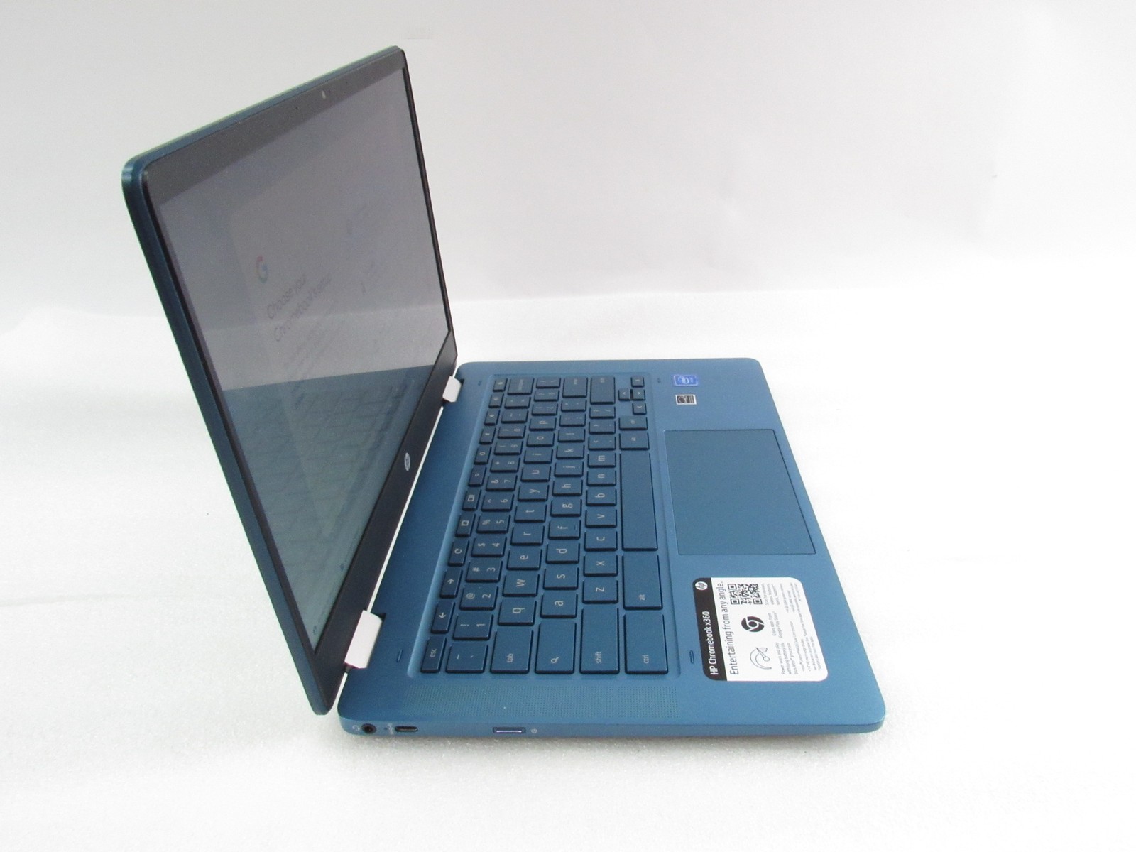 HP 14a-ca0130wm 14″ HD Touchscreen Celeron N4020 1.1GHz Intel UHD Graphics 600