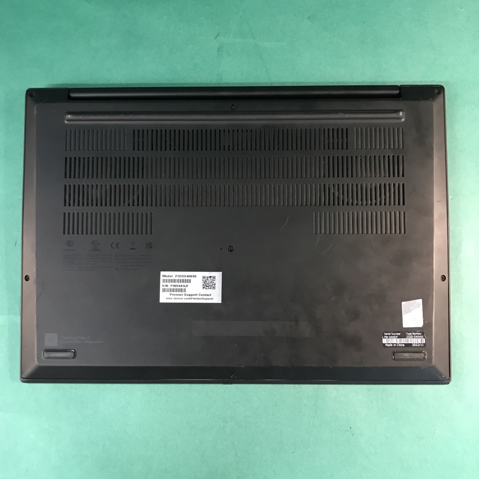 Lenovo ThinkPad P1 Gen 5 Intel i9-12900H 8GB RAM 1TB NVME RTX A2000 W11PRO