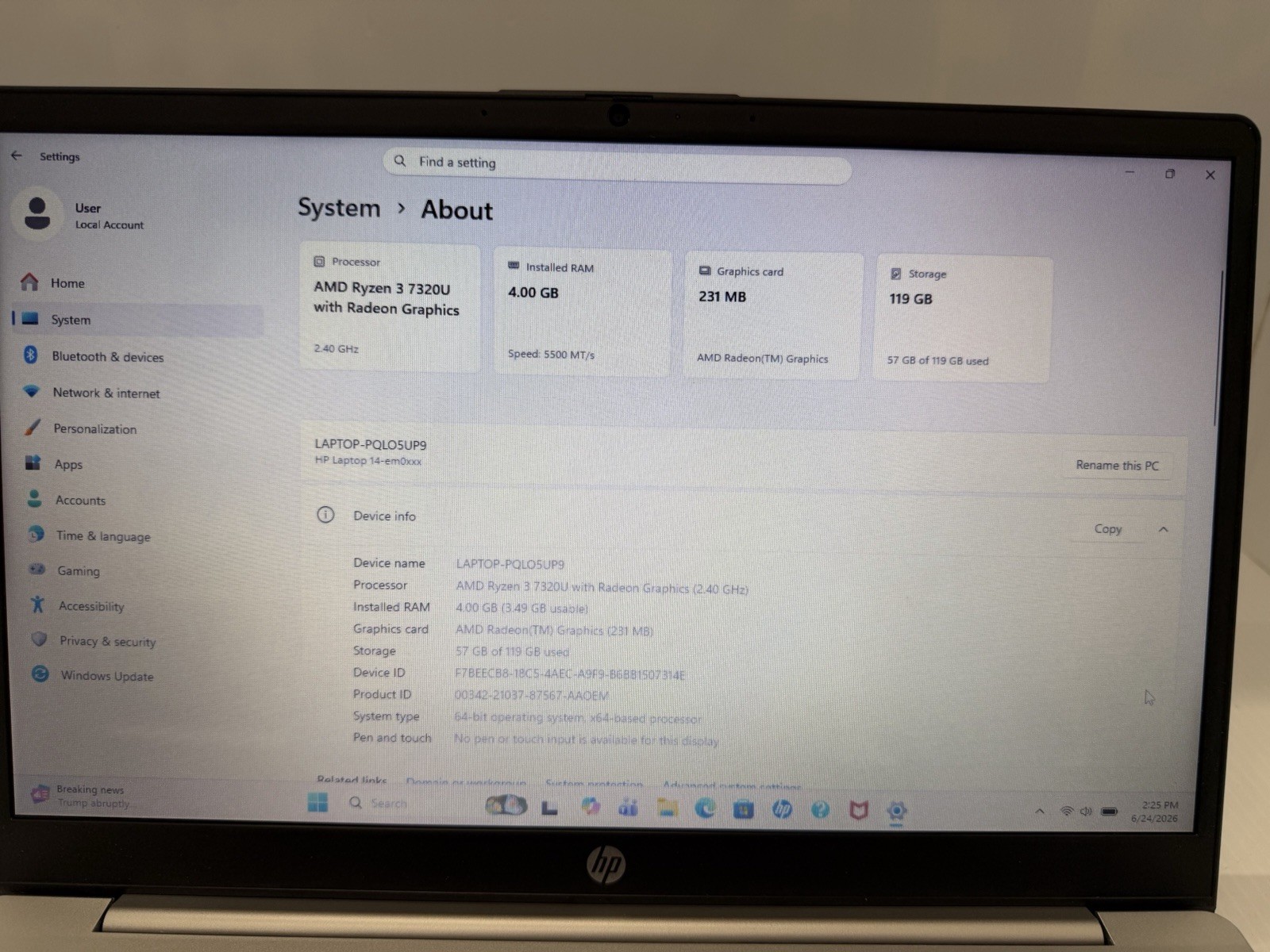 HP 14” AMD RYZEN 3 @ 2.40GHz 4GB RAM 128GB SSD Windows 11 Home 14-EM0033NR