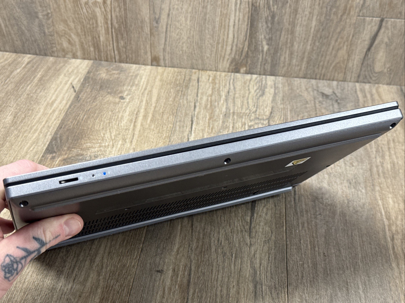 Acer TravelMate P214 i5 2.40GHz 8GB RAM 256GB SSD 14in