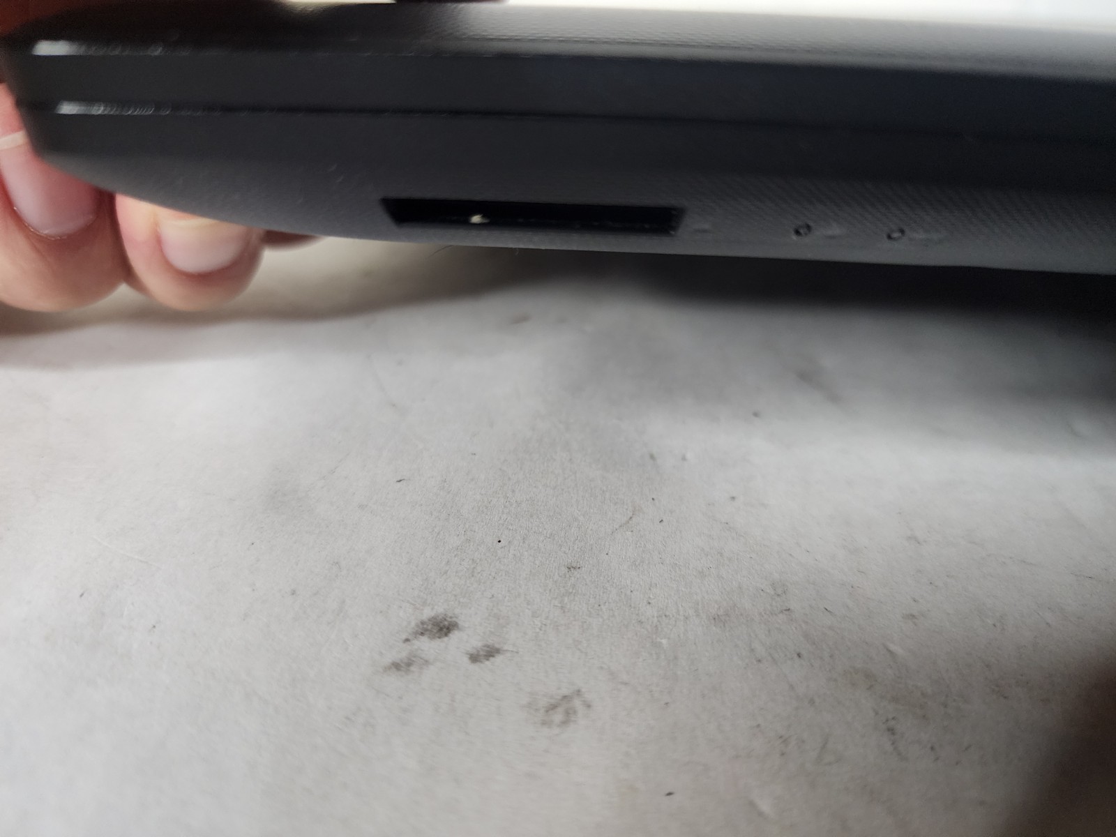 Lenovo IdeaPad 110‑15ISK 15.6″ HD i5-6200U 8GB RAM 1 TB HDD Win10 Home
