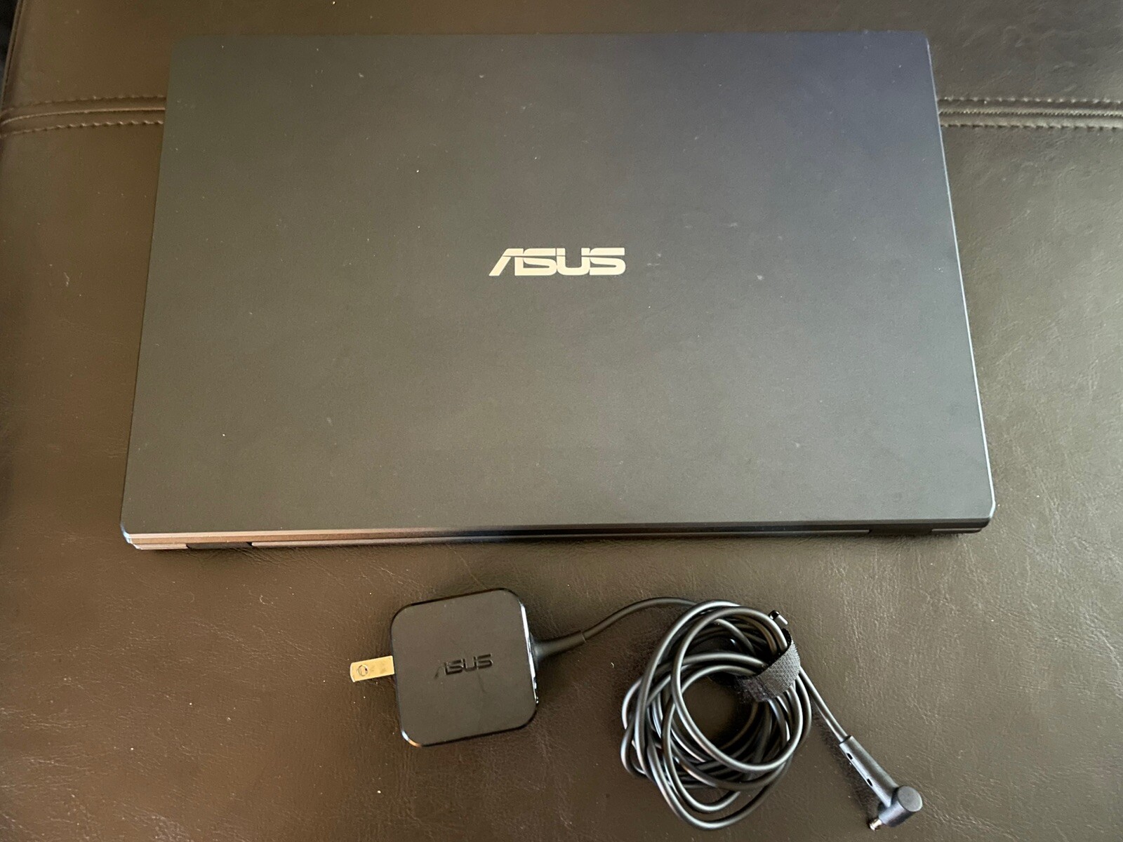 ASUS laptop / Chrome book E410M With Power Supply READ