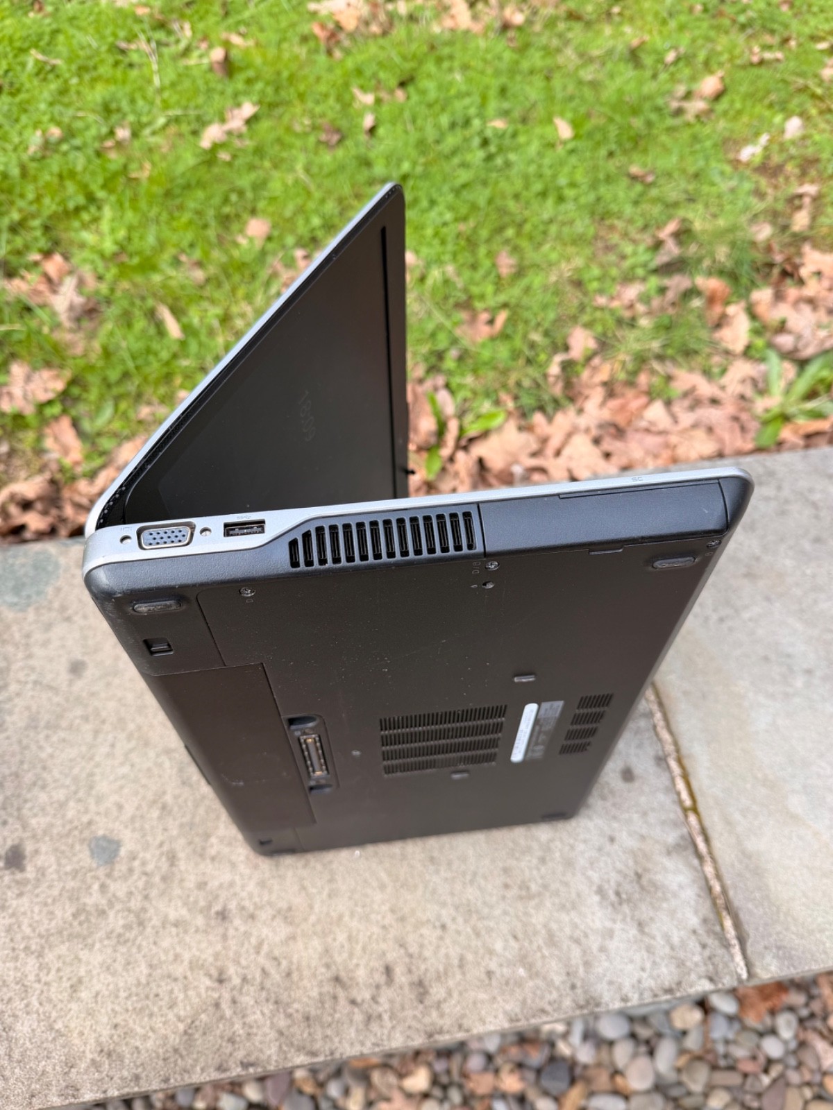 Dell Latitude E6440 14″ Laptop i5-4310M 8GB RAM 250GB SSD MISSING KEY